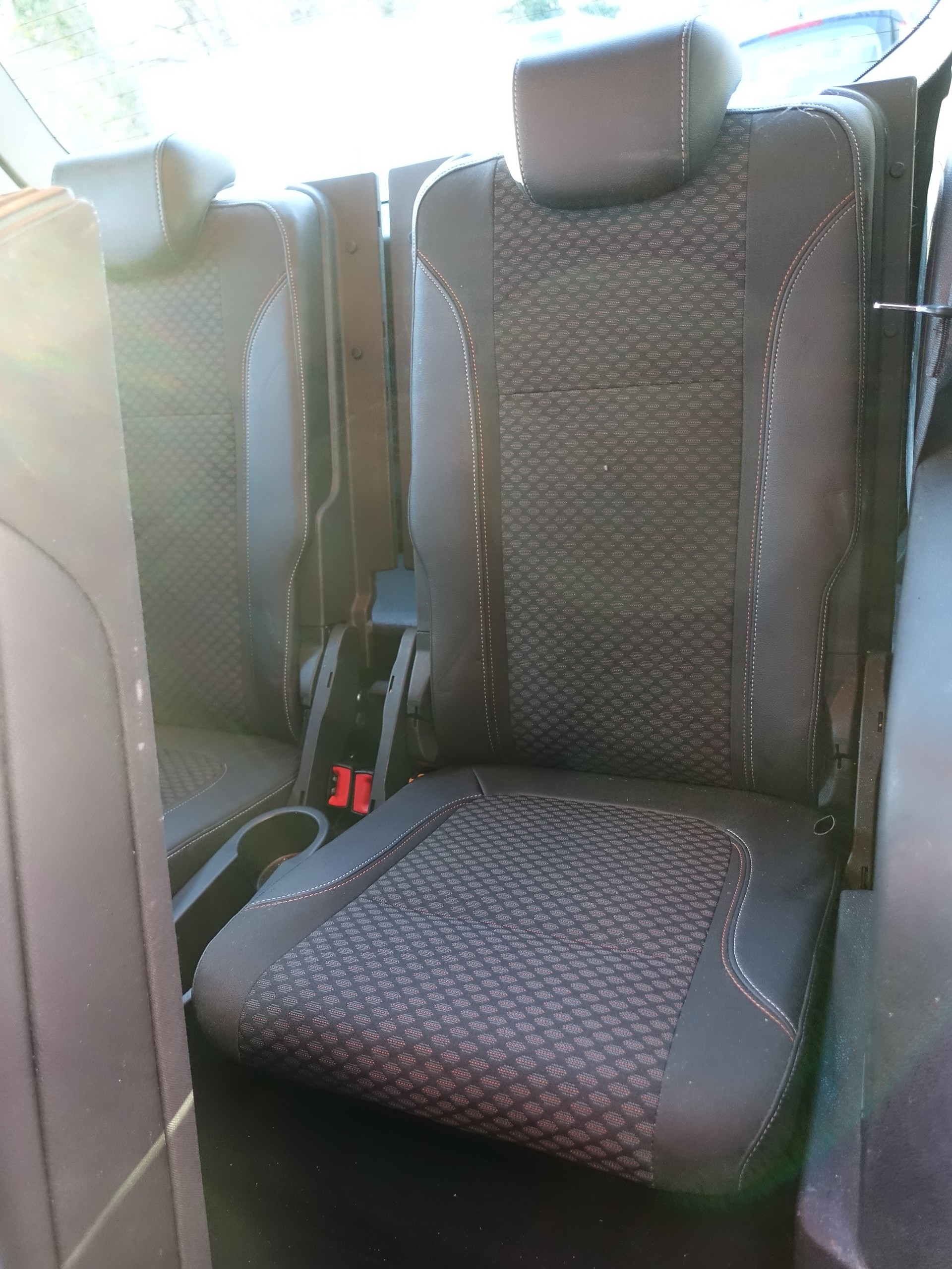 OPEL Zafira Tourer 2.0 CDTi Sport Automatic-image-13