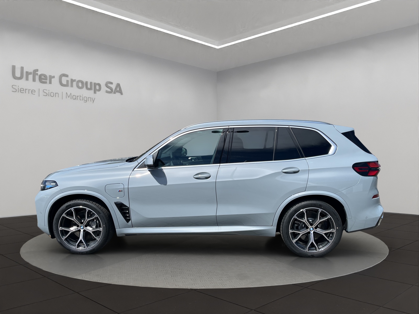 BMW X5 xDrive 50e M Sport Steptronic-image-1