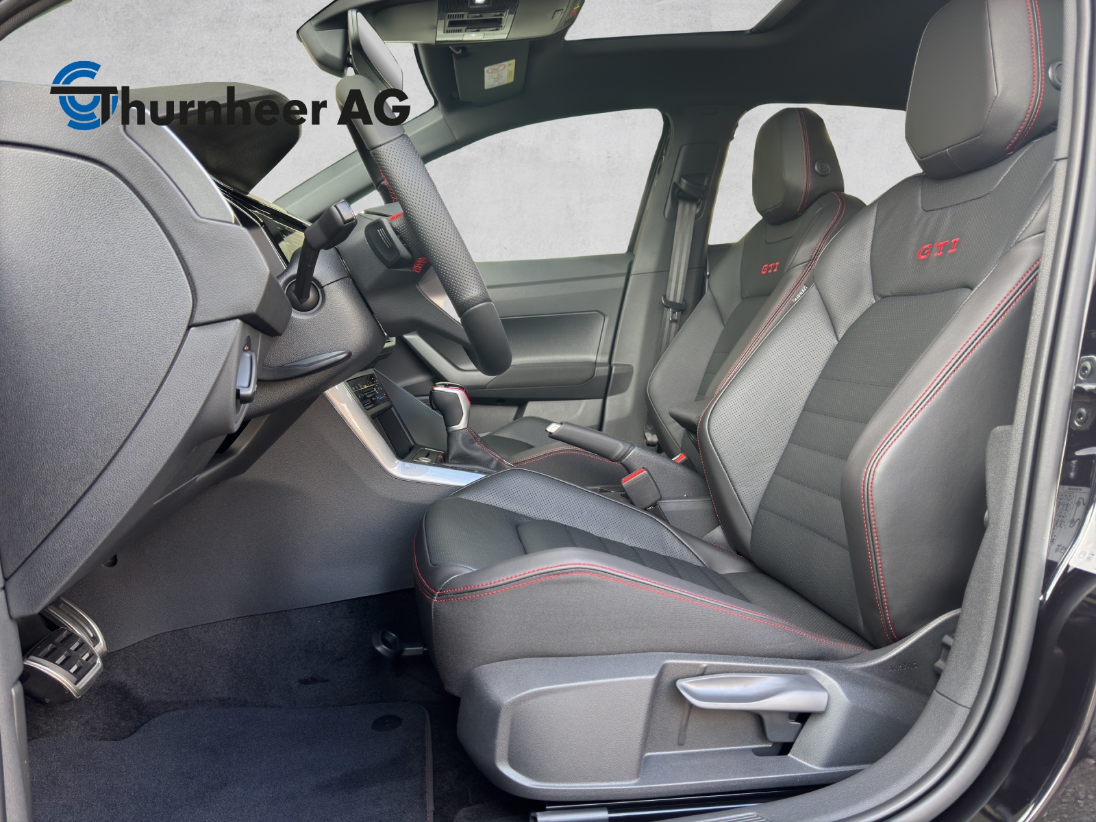 VW Polo 2.0 TSI GTI DSG-image-8