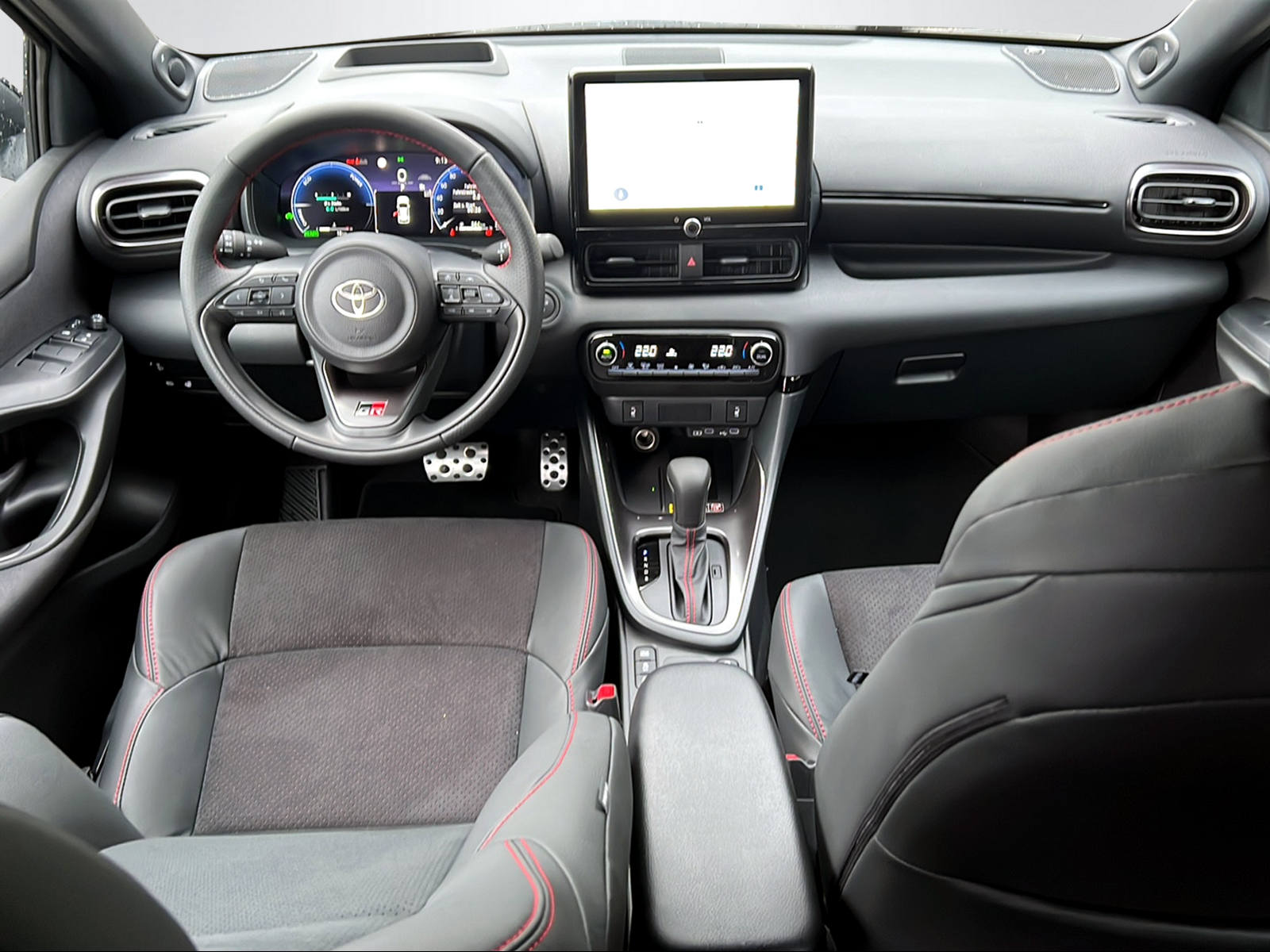 TOYOTA Yaris 1.5 VVT-i HSD GR Sport-image-11