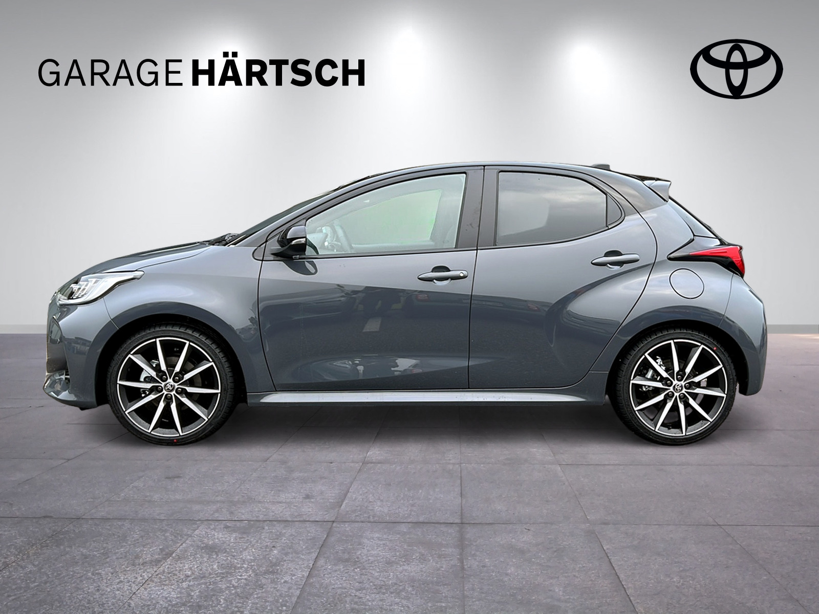 TOYOTA Yaris 1.5 VVT-i HSD GR Sport-image-1