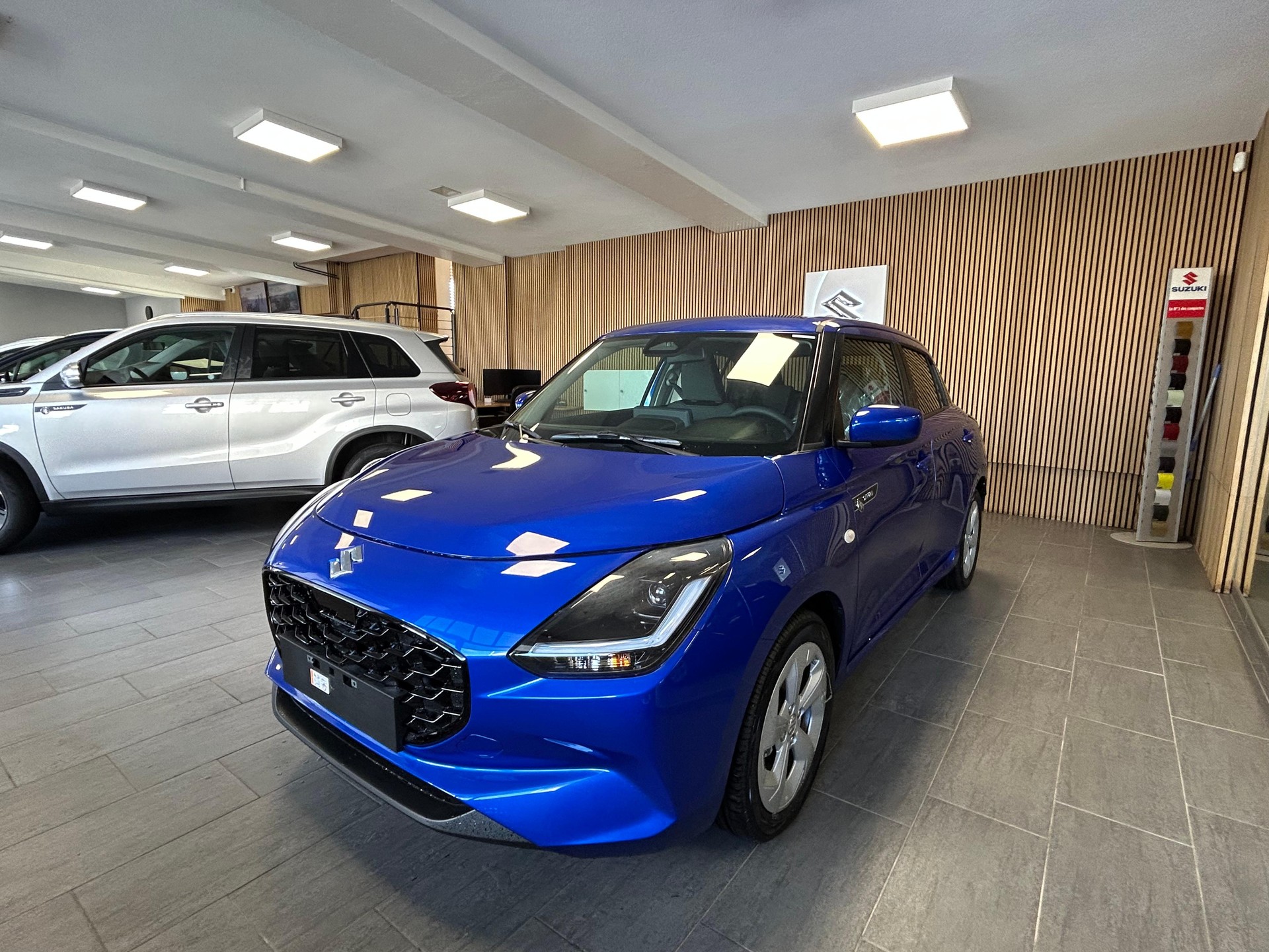 SUZUKI Swift 1.2 Sakura Hybrid-image-3