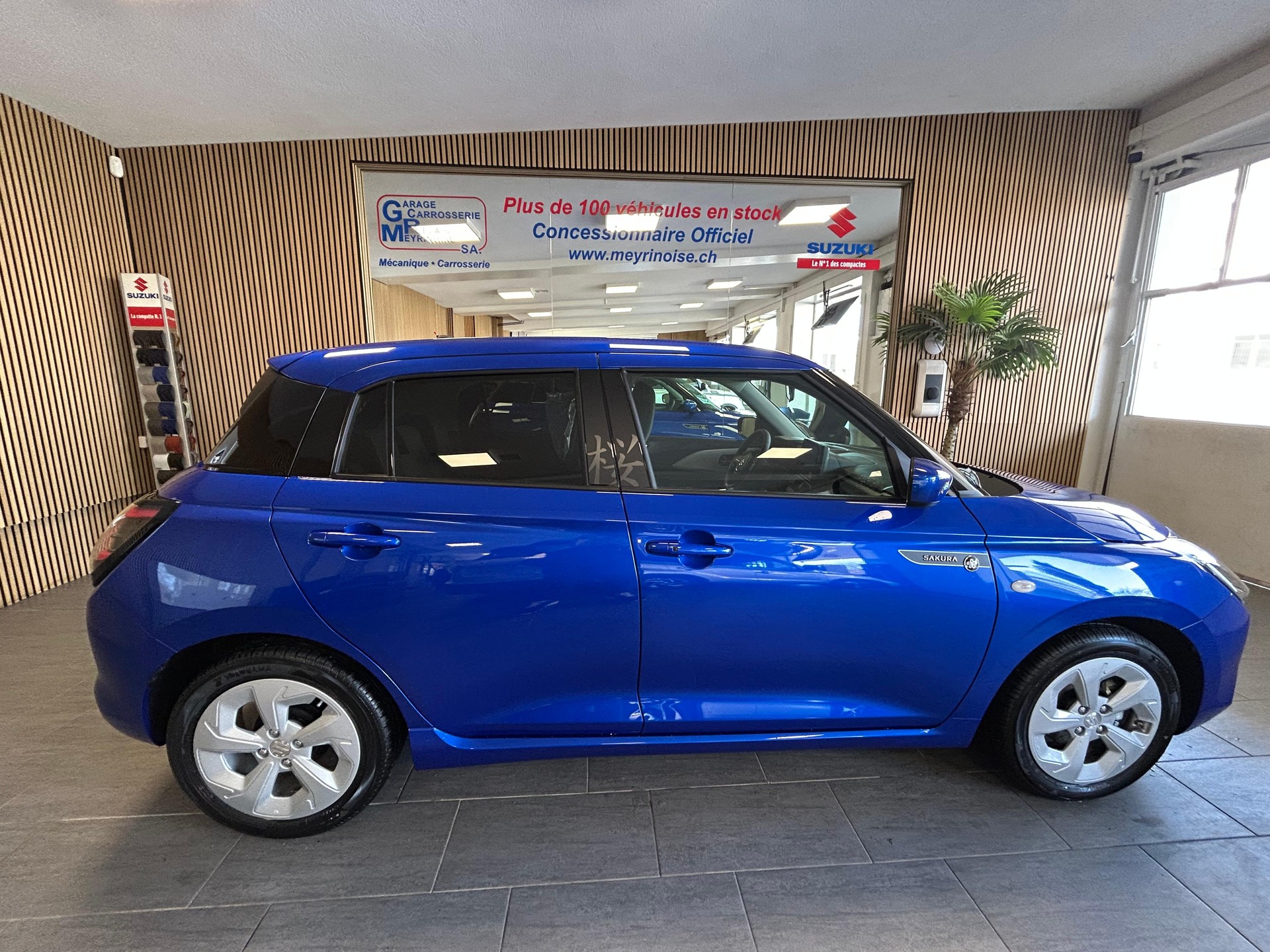 SUZUKI Swift 1.2 Sakura Hybrid-image-0