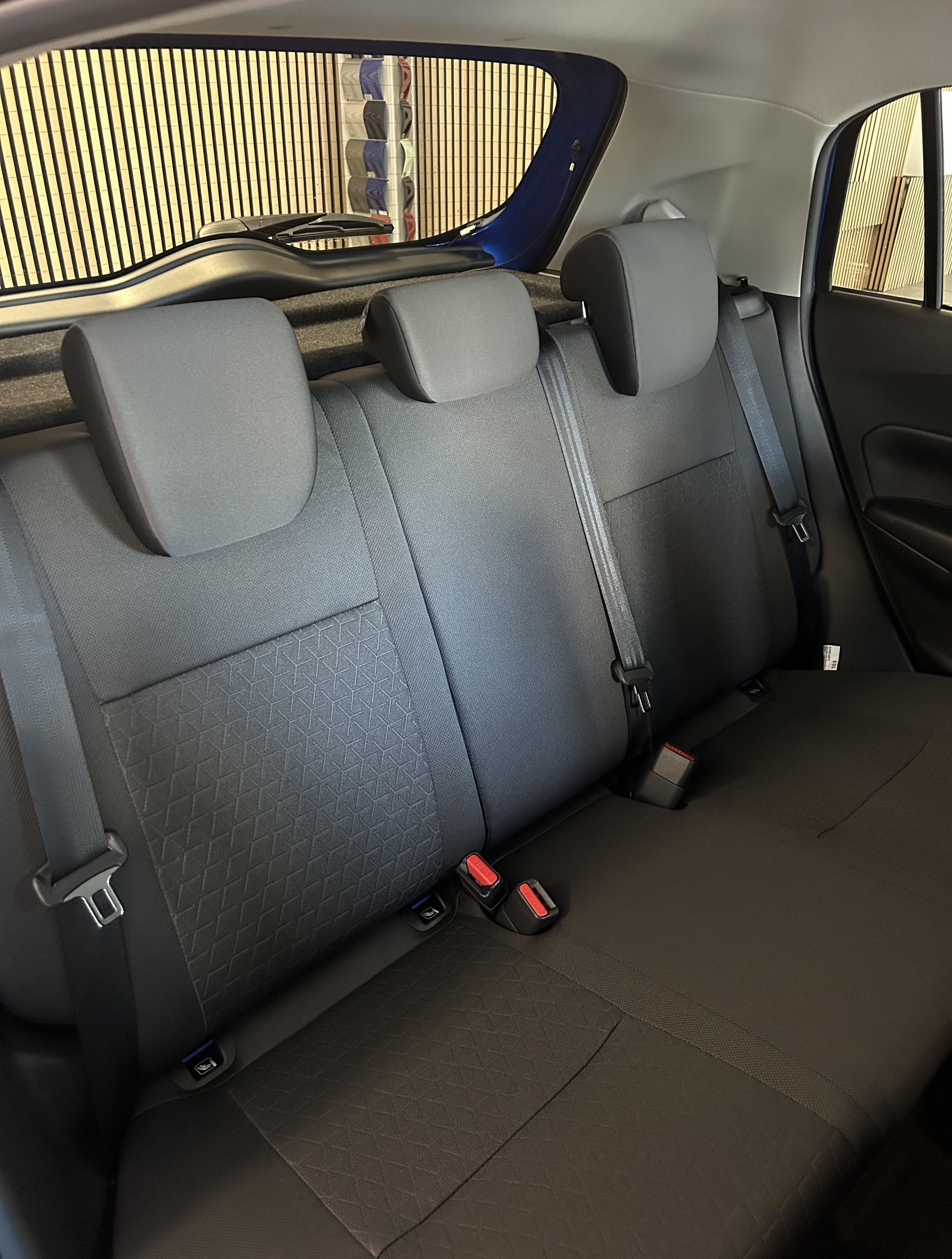 SUZUKI Swift 1.2 Sakura Hybrid-image-15