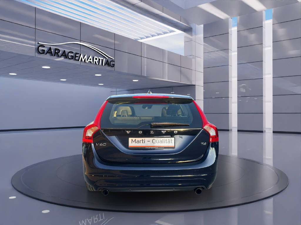 VOLVO V60 2.0 T4 Summum-image-5