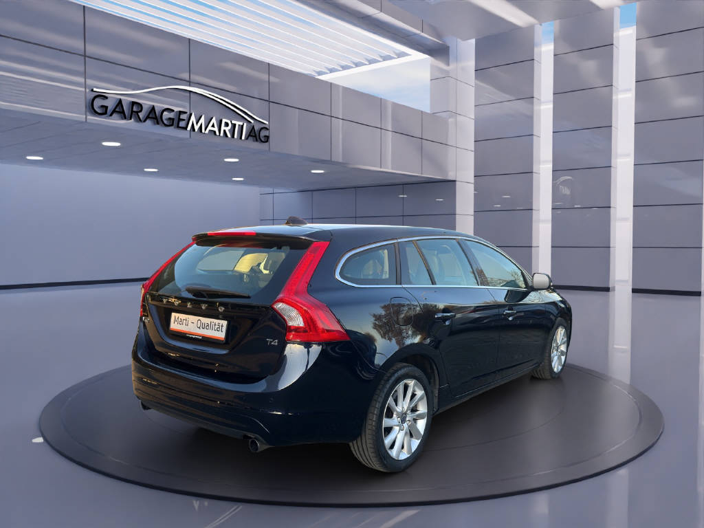 VOLVO V60 2.0 T4 Summum-image-4