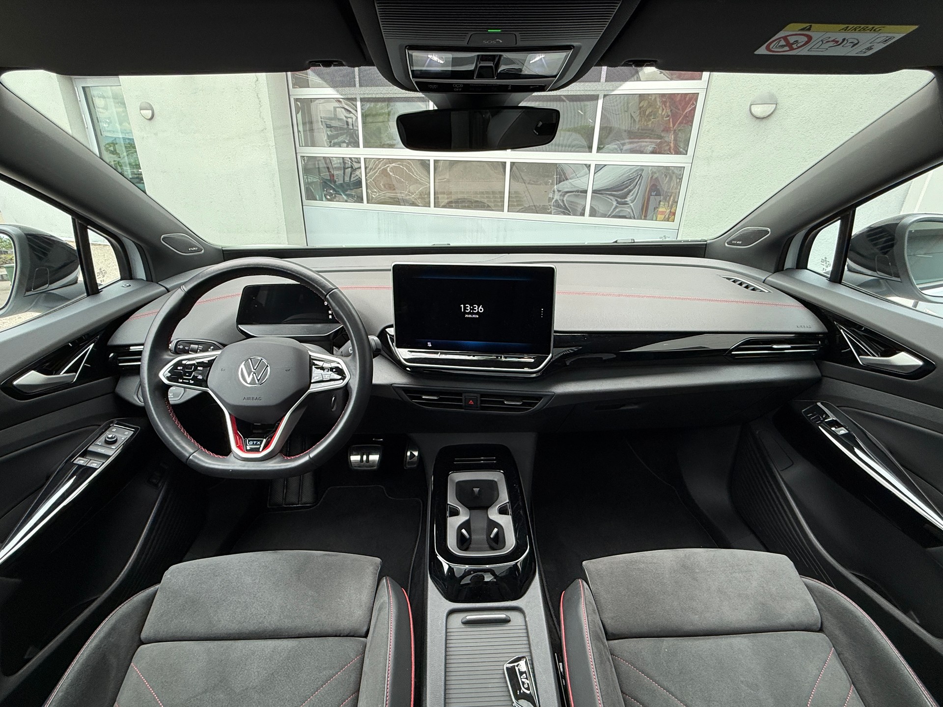 VW ID.5 GTX United 79 kWh 4Motion mit Anhängerkupplung & Panoramadach (neues Modell - 1. Inv. 11.2024)-showroom-element-2
