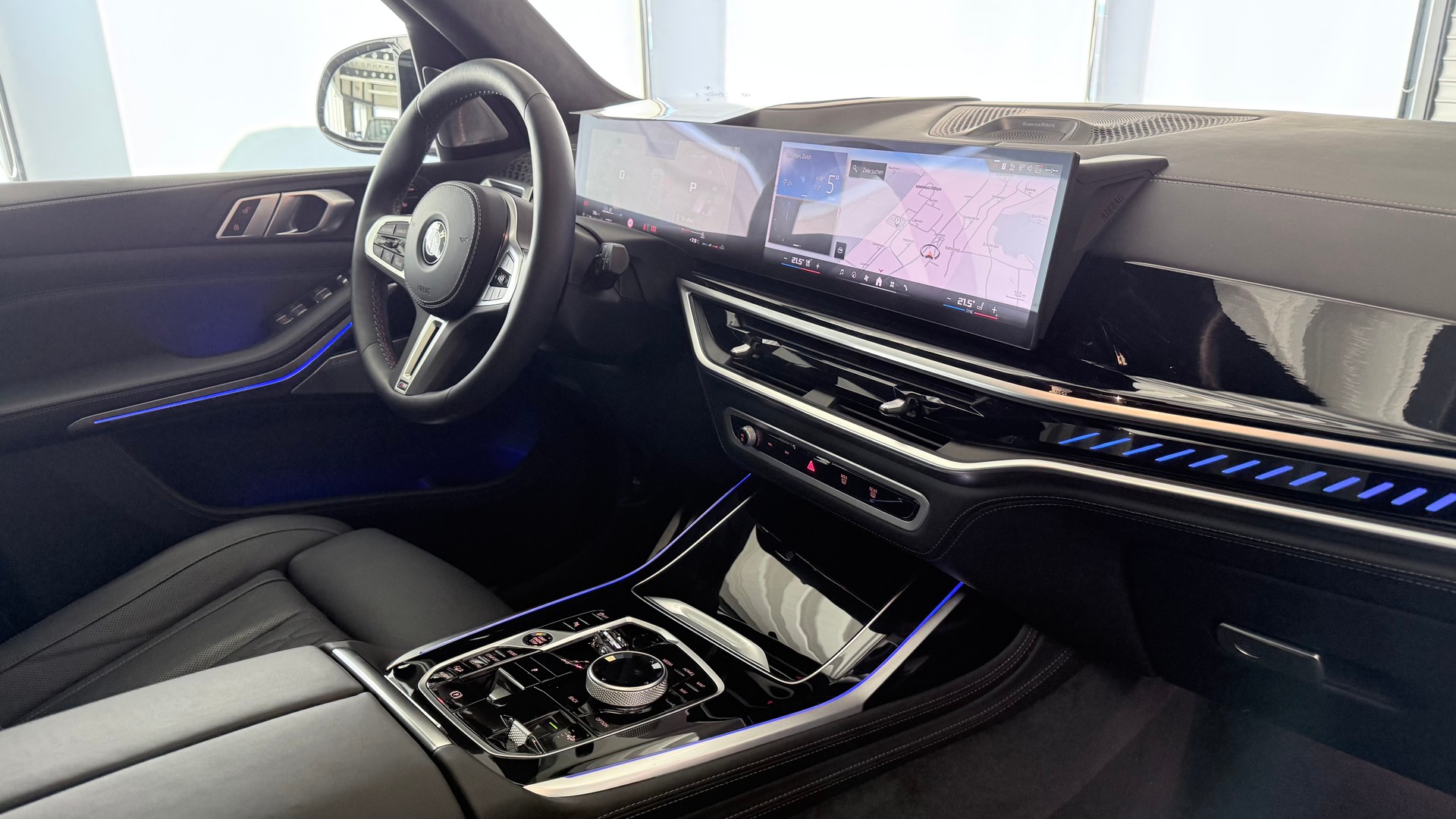 BMW X7 M60i-image-27