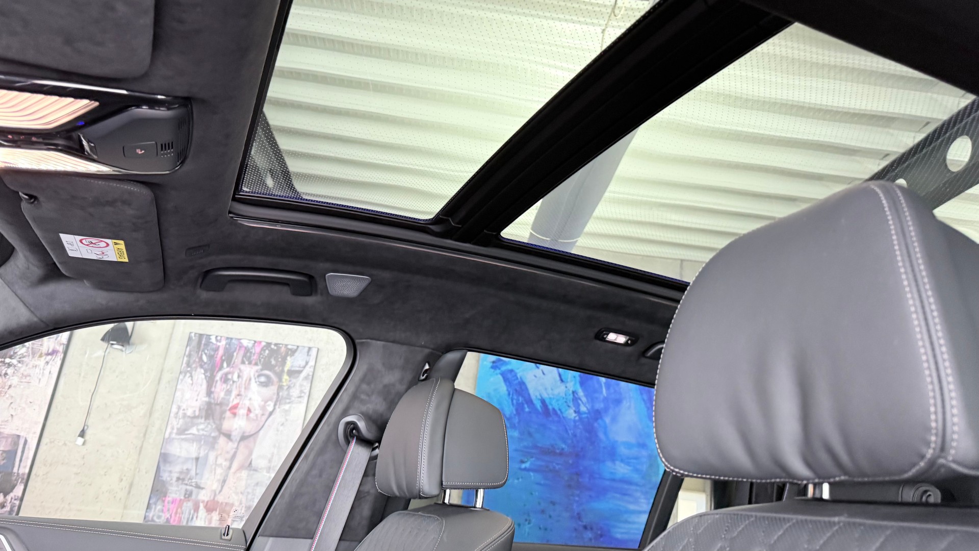 BMW X7 M60i-image-13