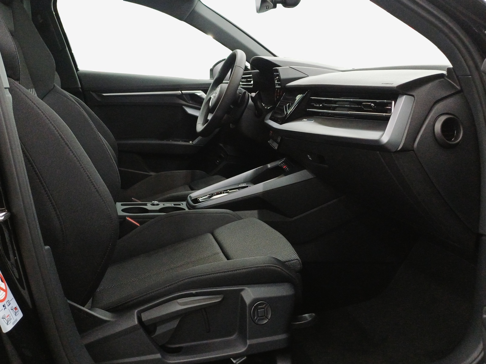 AUDI A3 Sportback TFSI 110 kW Attraction S tronic-image-13