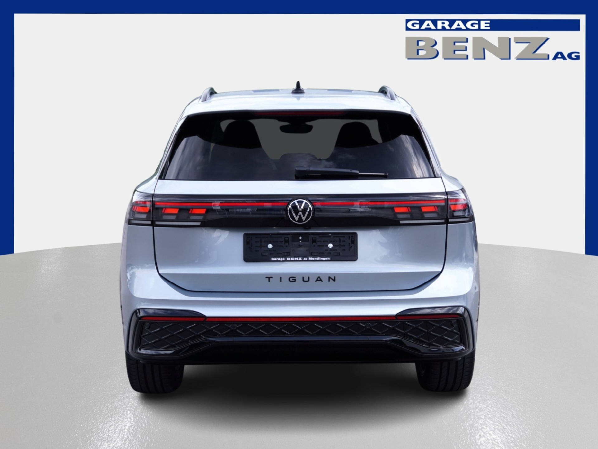 VW Tiguan 2.0 TSI R-Line DSG 4Motion-image-2