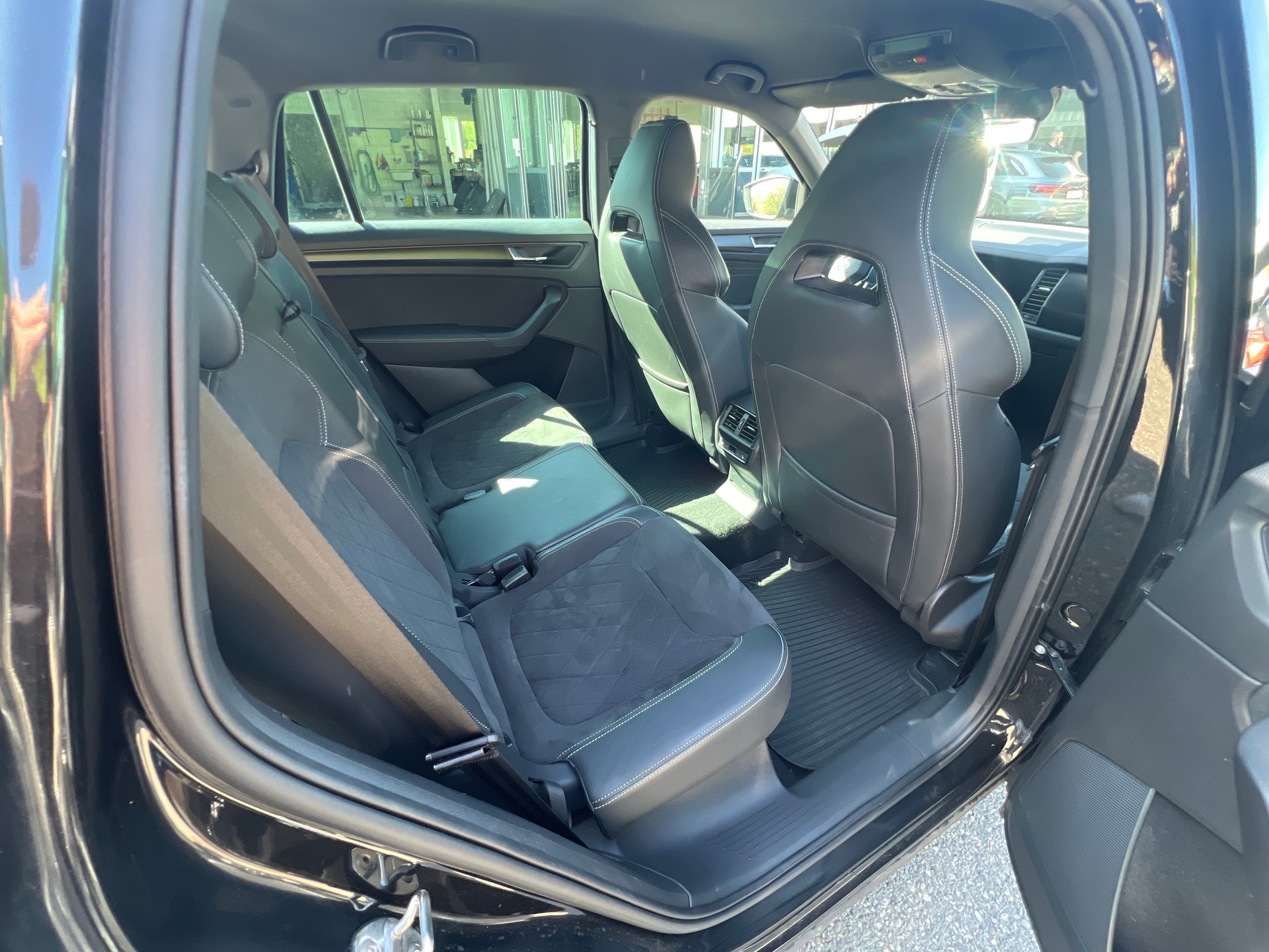 SKODA Kodiaq 2.0 TDI CR SportLine 4x4 DSG-image-13