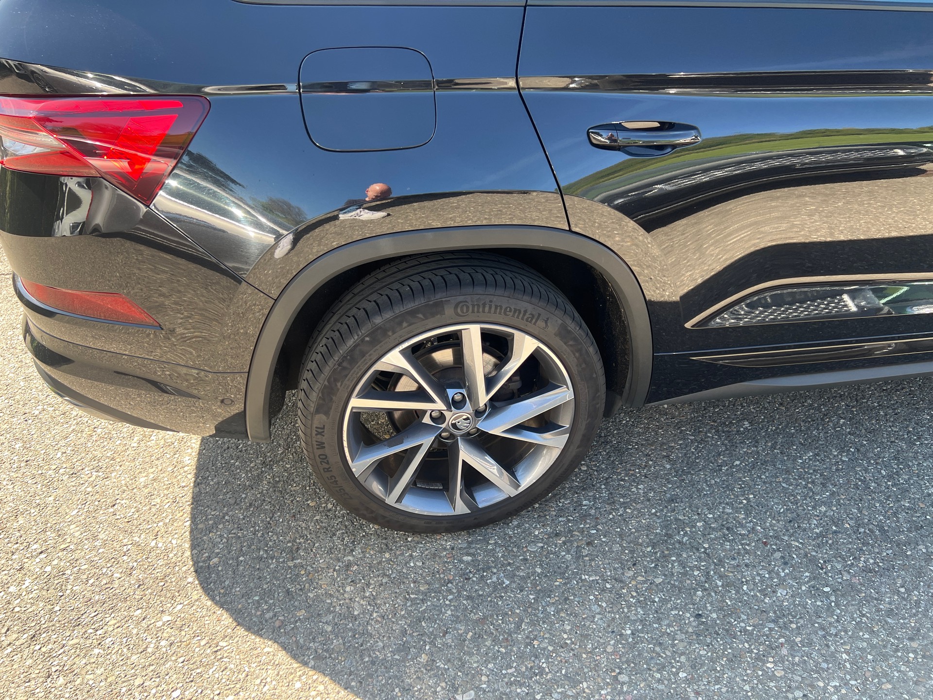 SKODA Kodiaq 2.0 TDI CR SportLine 4x4 DSG-image-8