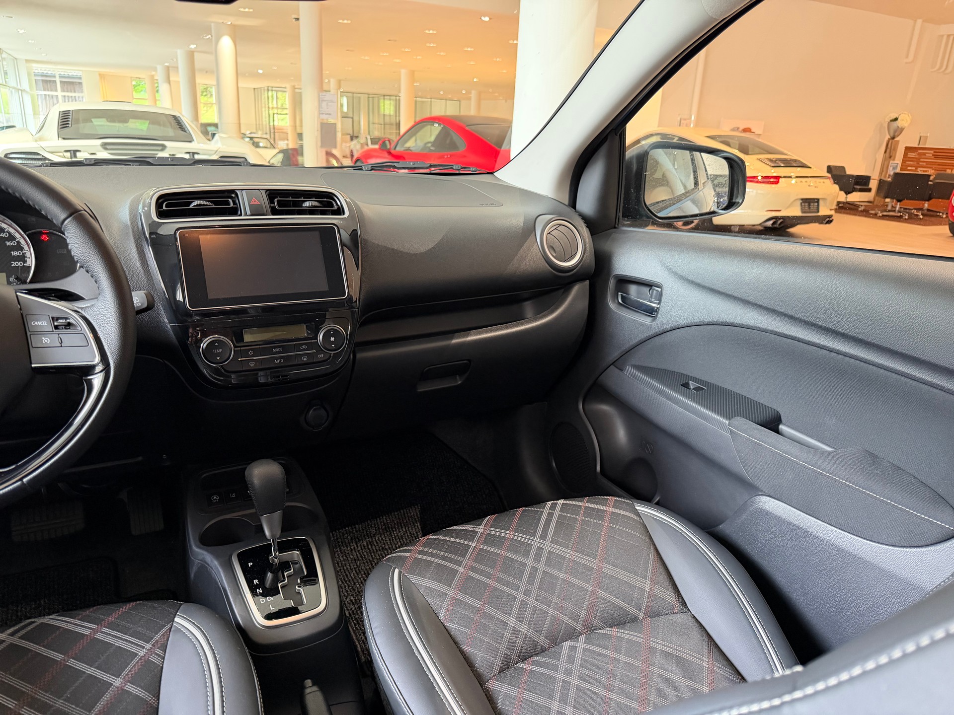 MITSUBISHI Space Star 1.2 CVT Intense+-image-8