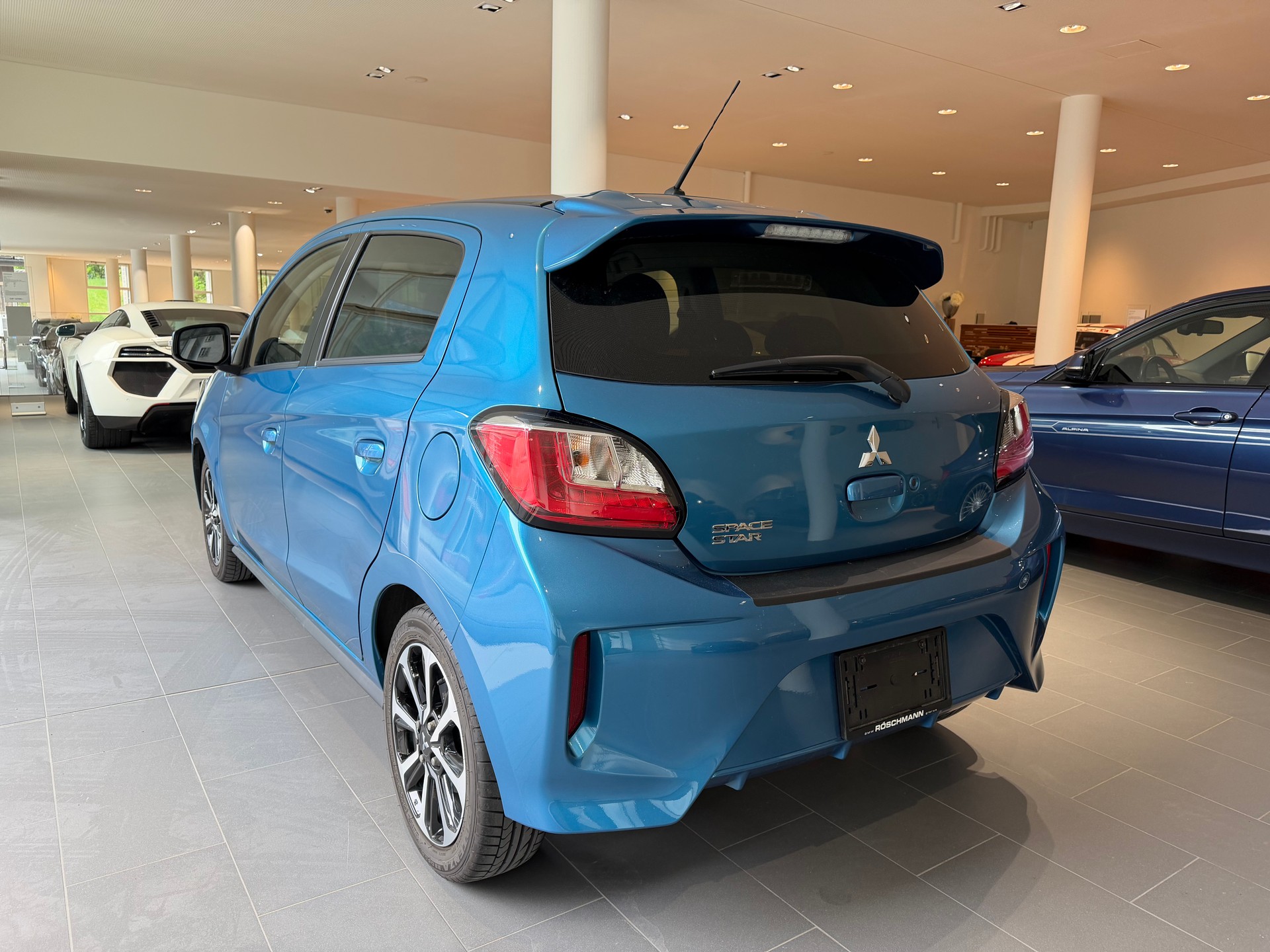 MITSUBISHI Space Star 1.2 CVT Intense+-image-4