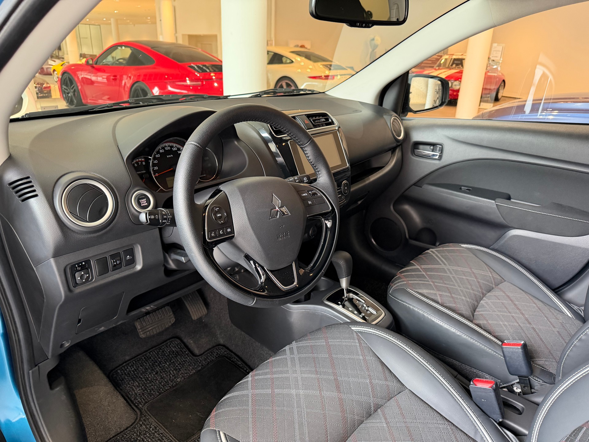 MITSUBISHI Space Star 1.2 CVT Intense+-image-5