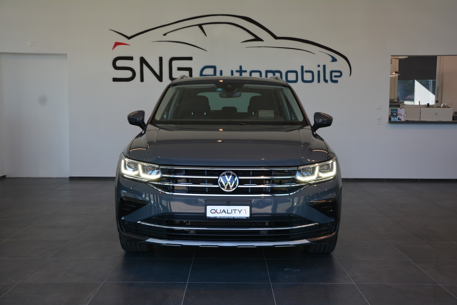 VW Tiguan 2.0TSI Elegance 4Motion DSG-image-0