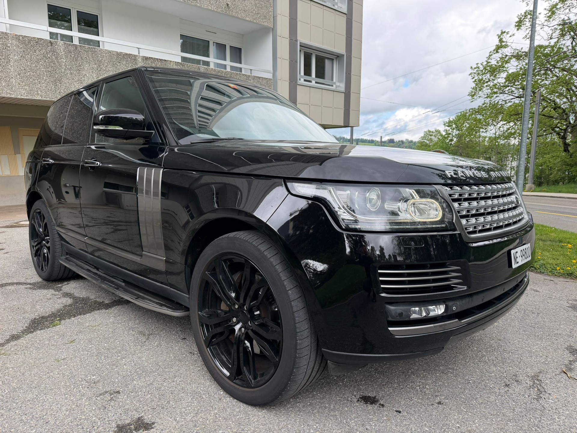 LAND ROVER Range Rover 4.4 SDV8 Autobiography Automatic