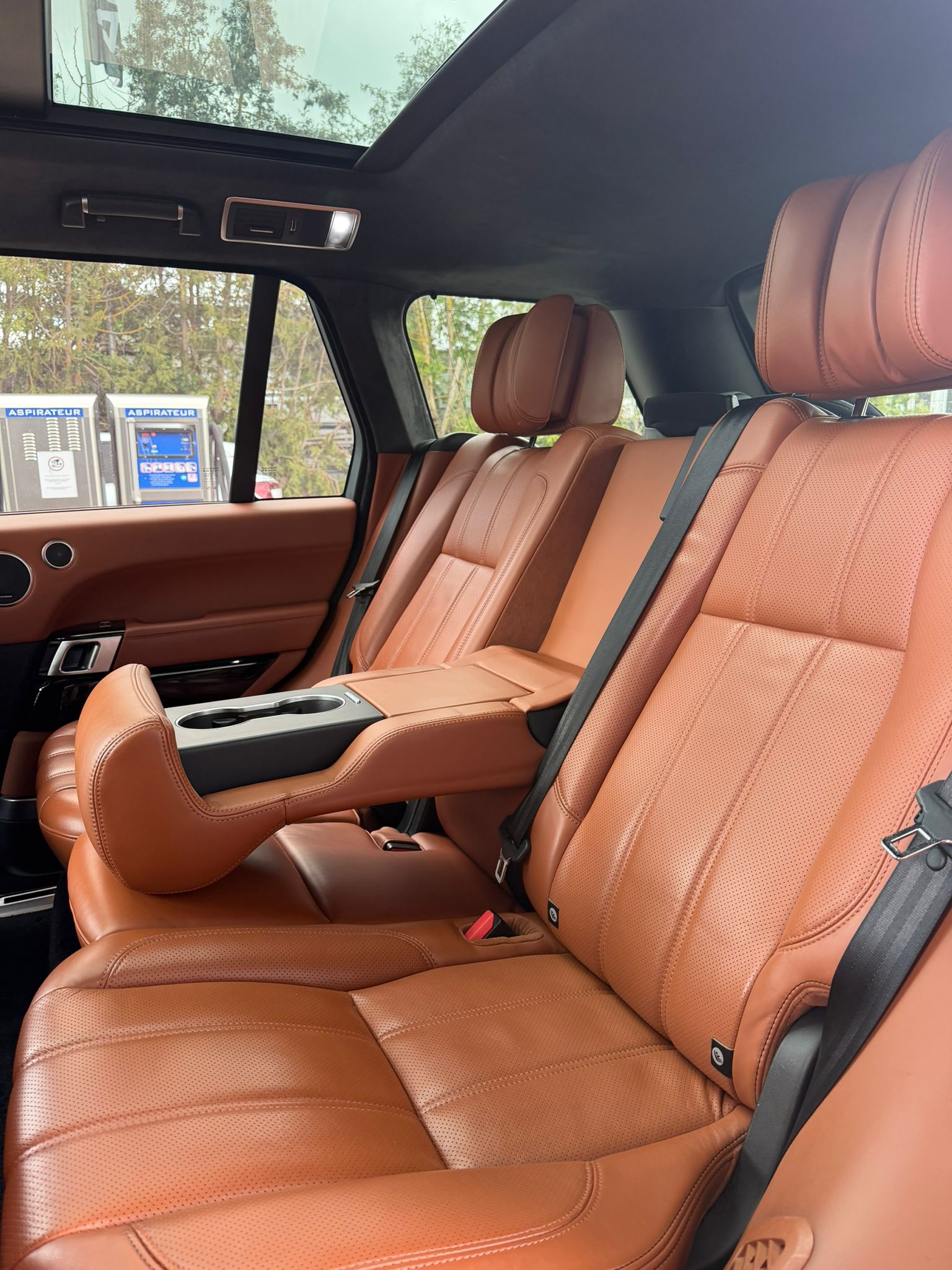 LAND ROVER Range Rover 4.4 SDV8 Autobiography Automatic-image-8