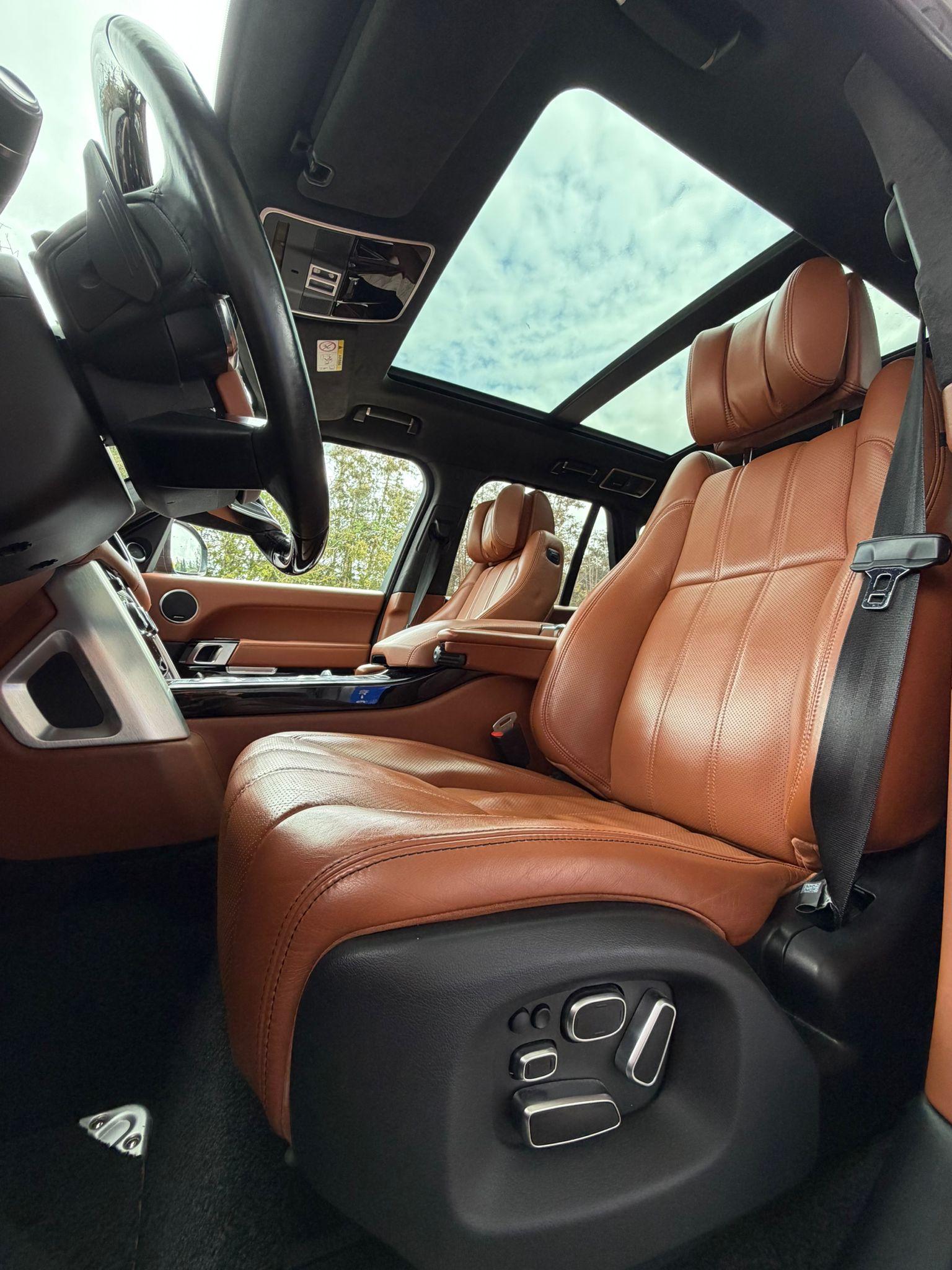 LAND ROVER Range Rover 4.4 SDV8 Autobiography Automatic-image-7