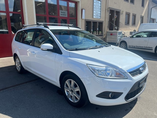 FORD Focus Kombi 1.6i 16V Carving-image-1
