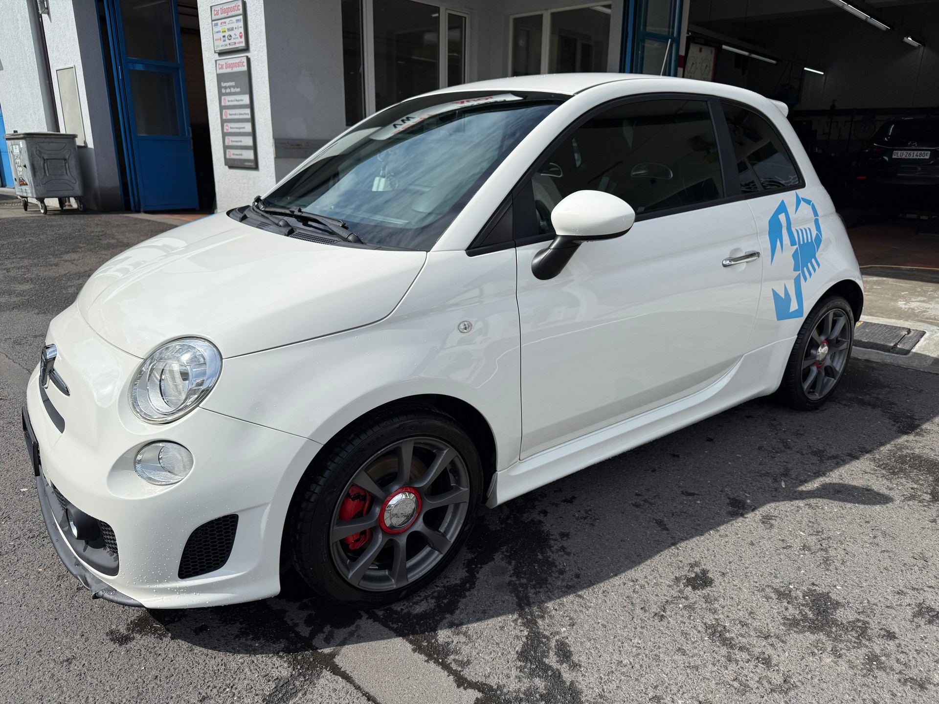 FIAT 500 1.4 16V Turbo Abarth-image-3