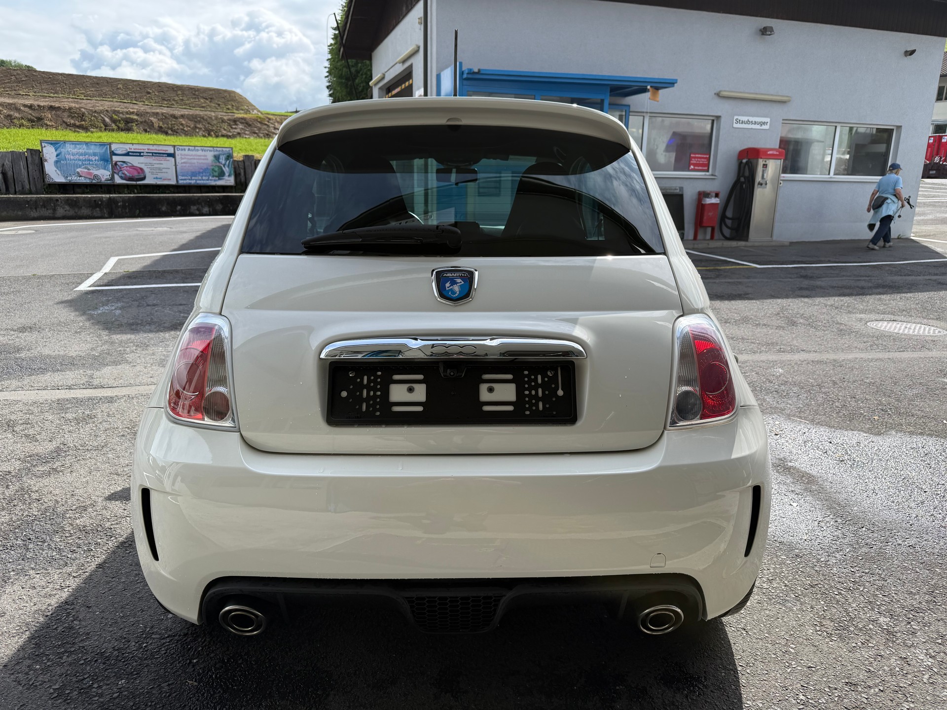 FIAT 500 1.4 16V Turbo Abarth-image-6