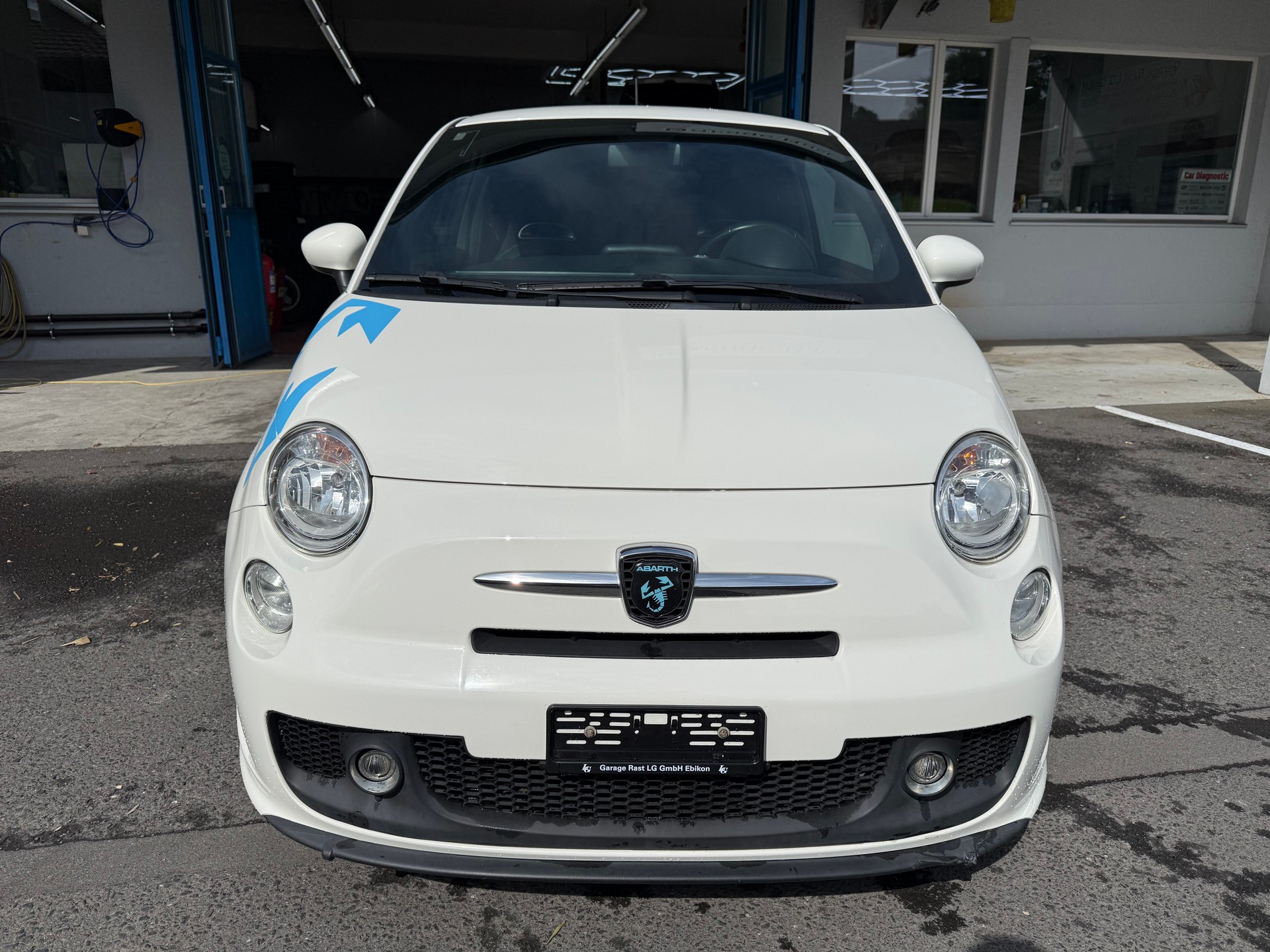 FIAT 500 1.4 16V Turbo Abarth-image-1