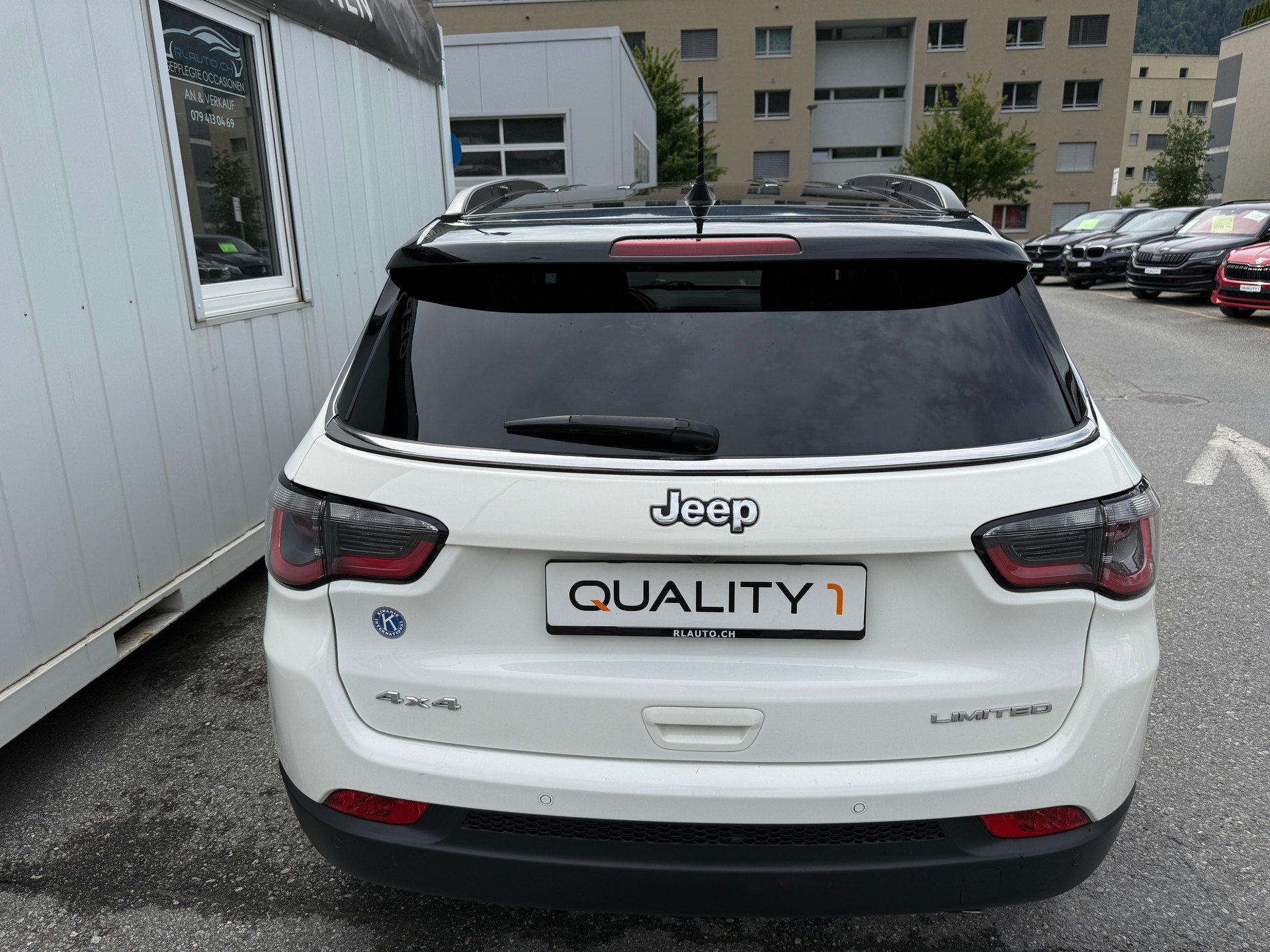 JEEP Compass 1.4 Turbo Limited AWD 9ATX *1.HAND*TOPAUSSTATTUNG*FRISCH AB MFK*-showroom-element-3