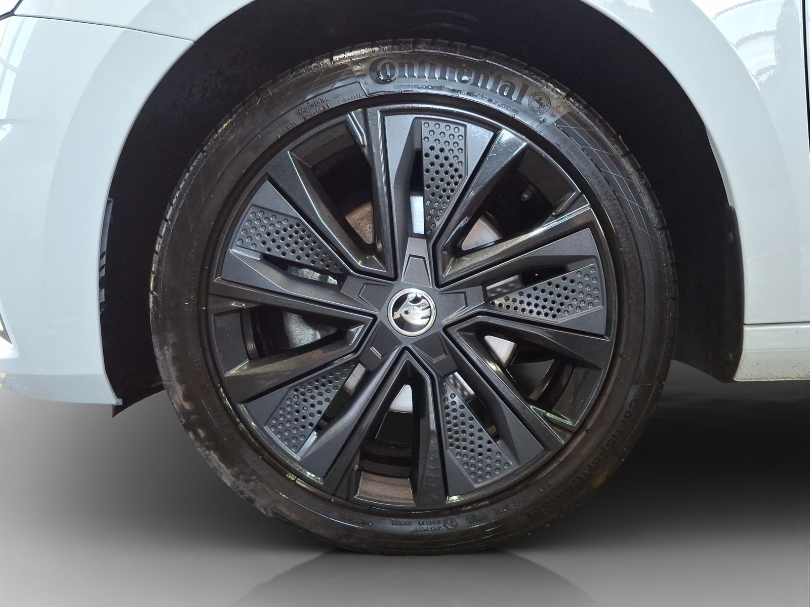 SKODA Fabia 1.5 TSI Style DSG-image-14
