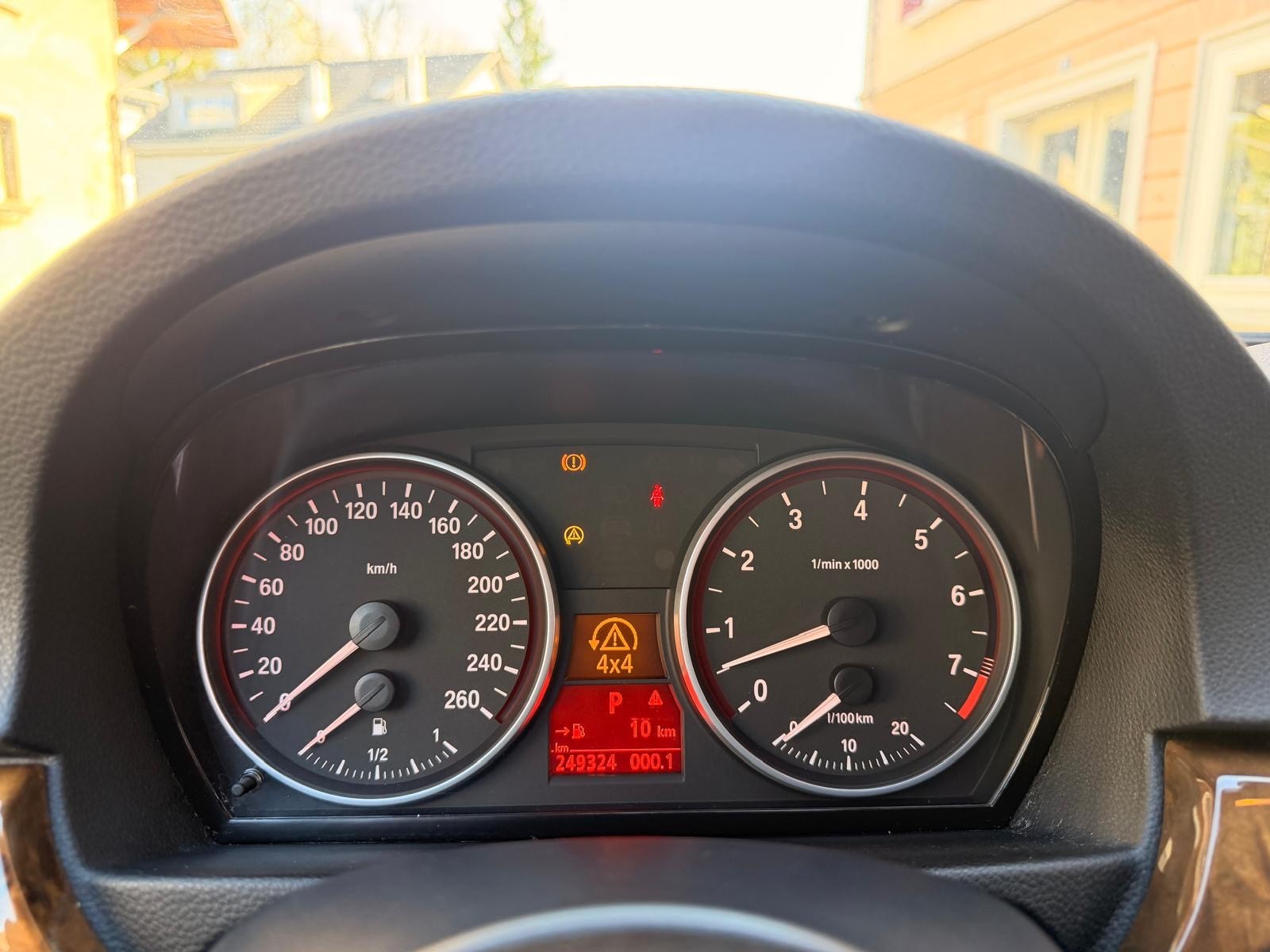 BMW 325xi Touring Automat-image-14