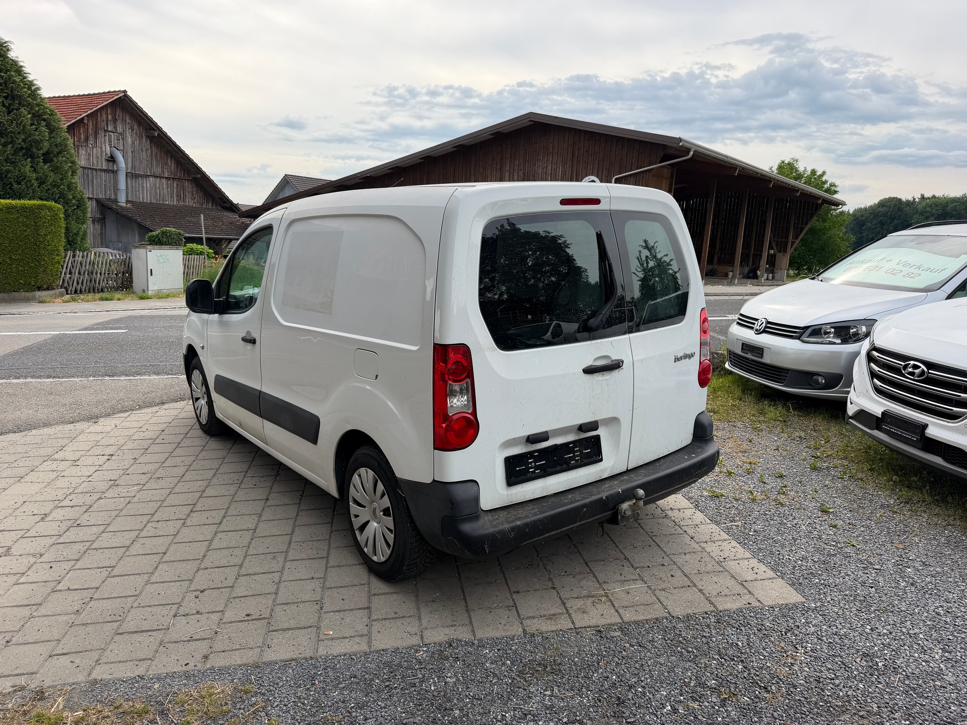 CITROEN Berlingo 1.6i 600 Komfort (Confort)-image-3