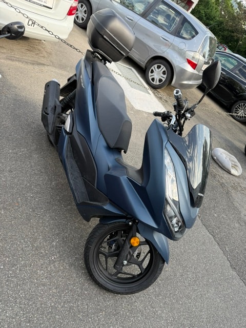 HONDA PCX 125 i ABS-showroom-element-2