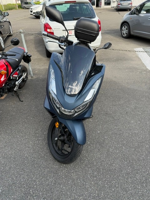 HONDA PCX 125 i ABS-showroom-element-1