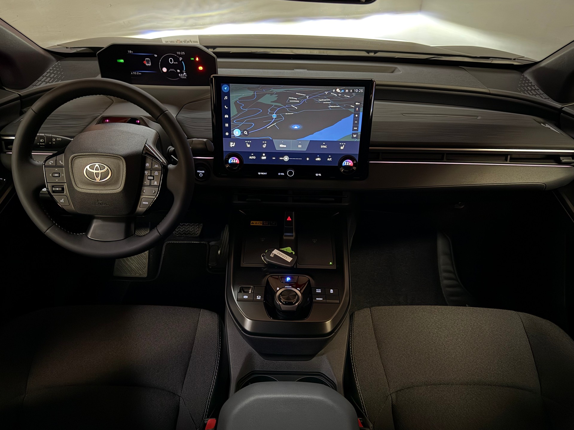 TOYOTA C-HR+ 77 kWh Style FWD-image-17