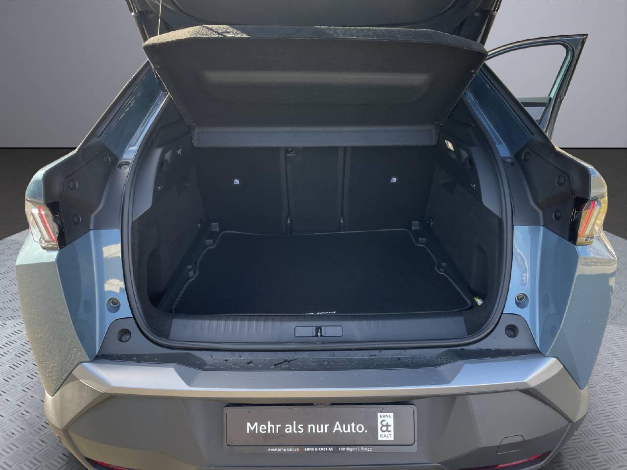 PEUGEOT 3008 1.2 Hybrid Allure-image-10
