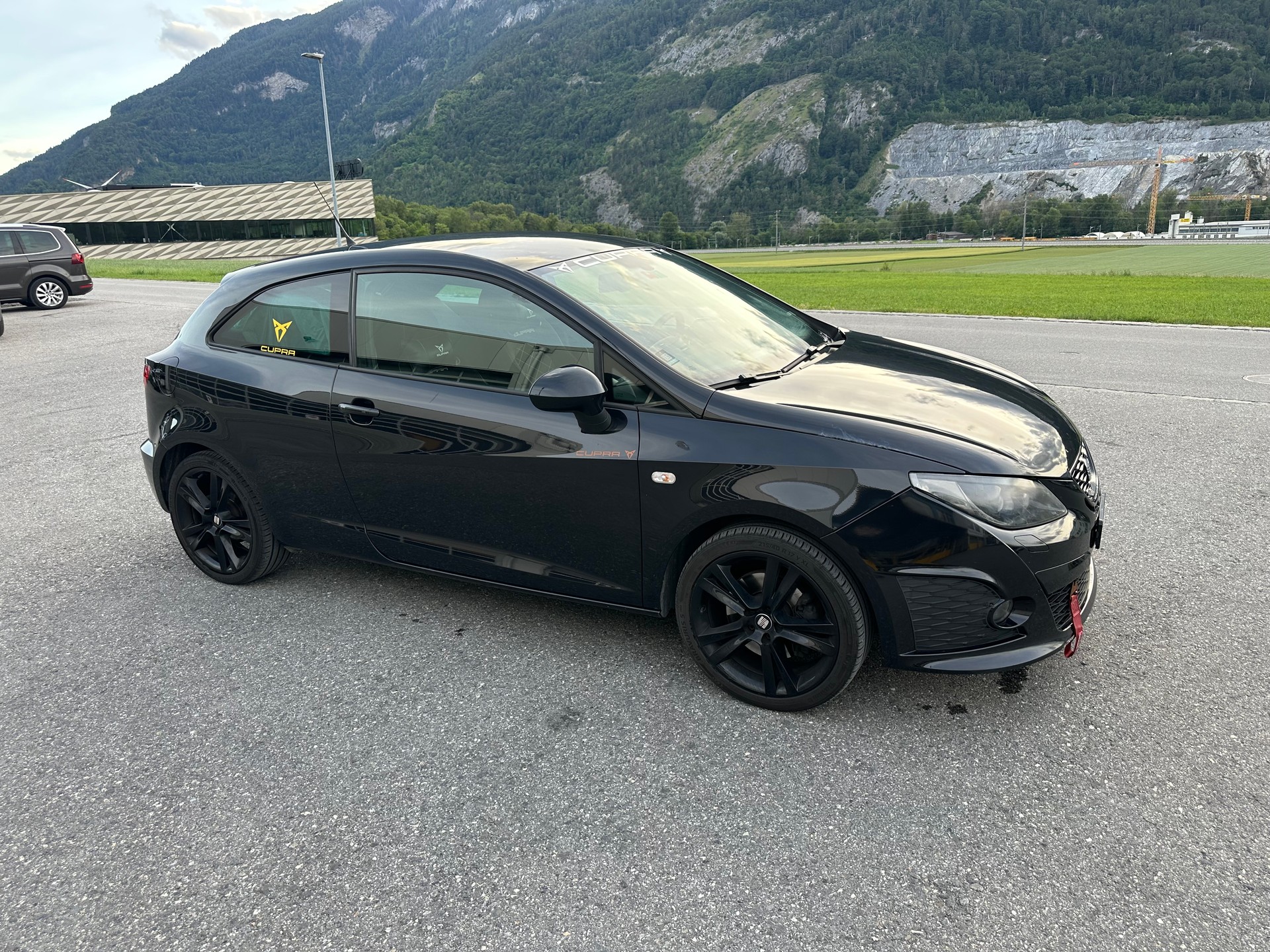 SEAT Ibiza SC 1.4 TSI Cupra R-Evolution DSG-image-7