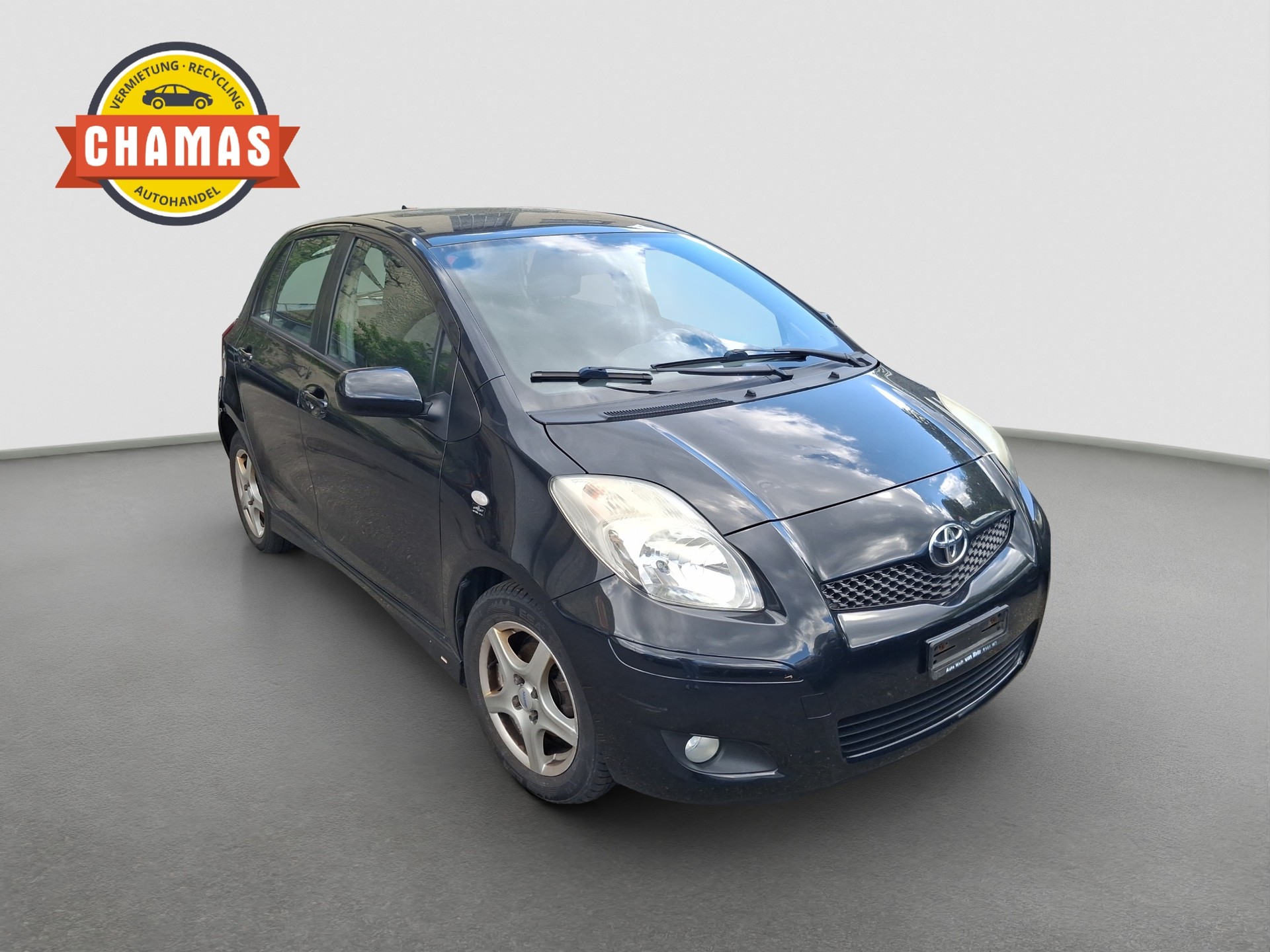 TOYOTA Yaris 1.33 Linea Sol-image-1
