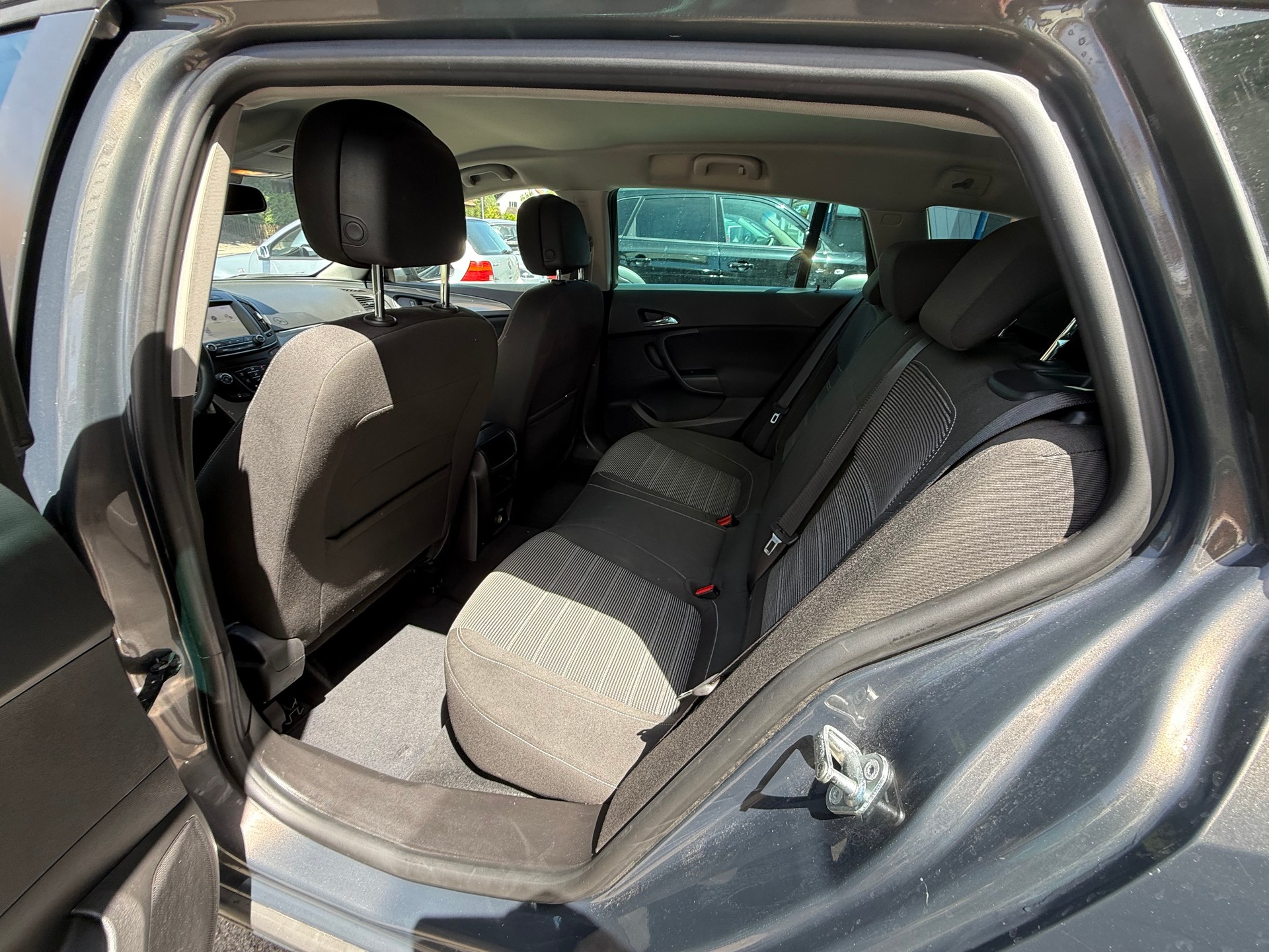 OPEL Insignia Sports Tourer 1.6 CDTI Edition Automatic-image-9