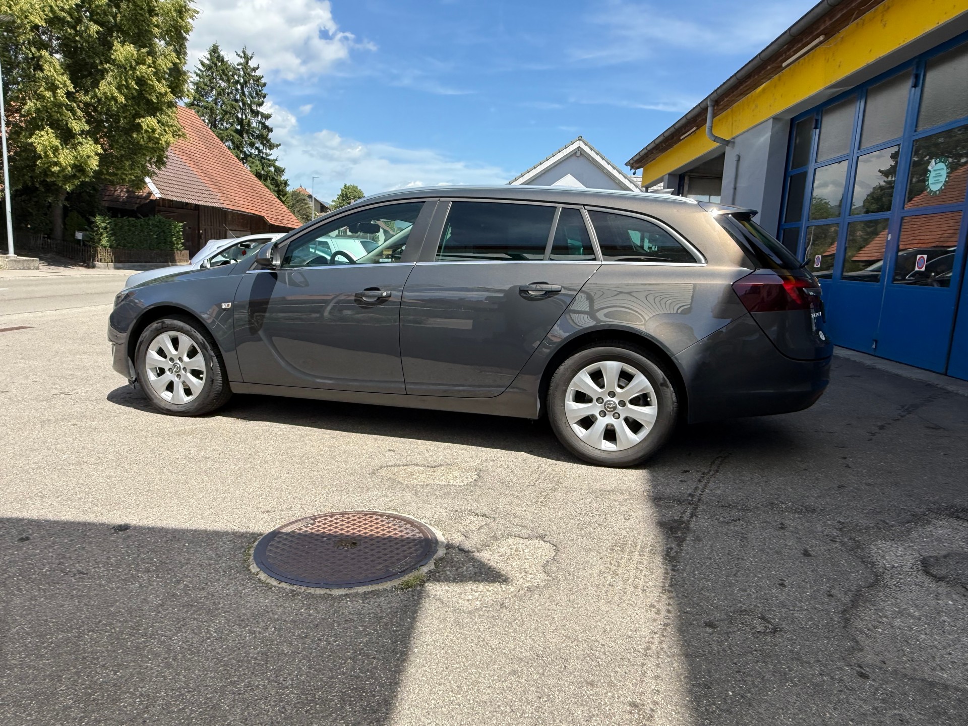 OPEL Insignia Sports Tourer 1.6 CDTI Edition Automatic-image-5