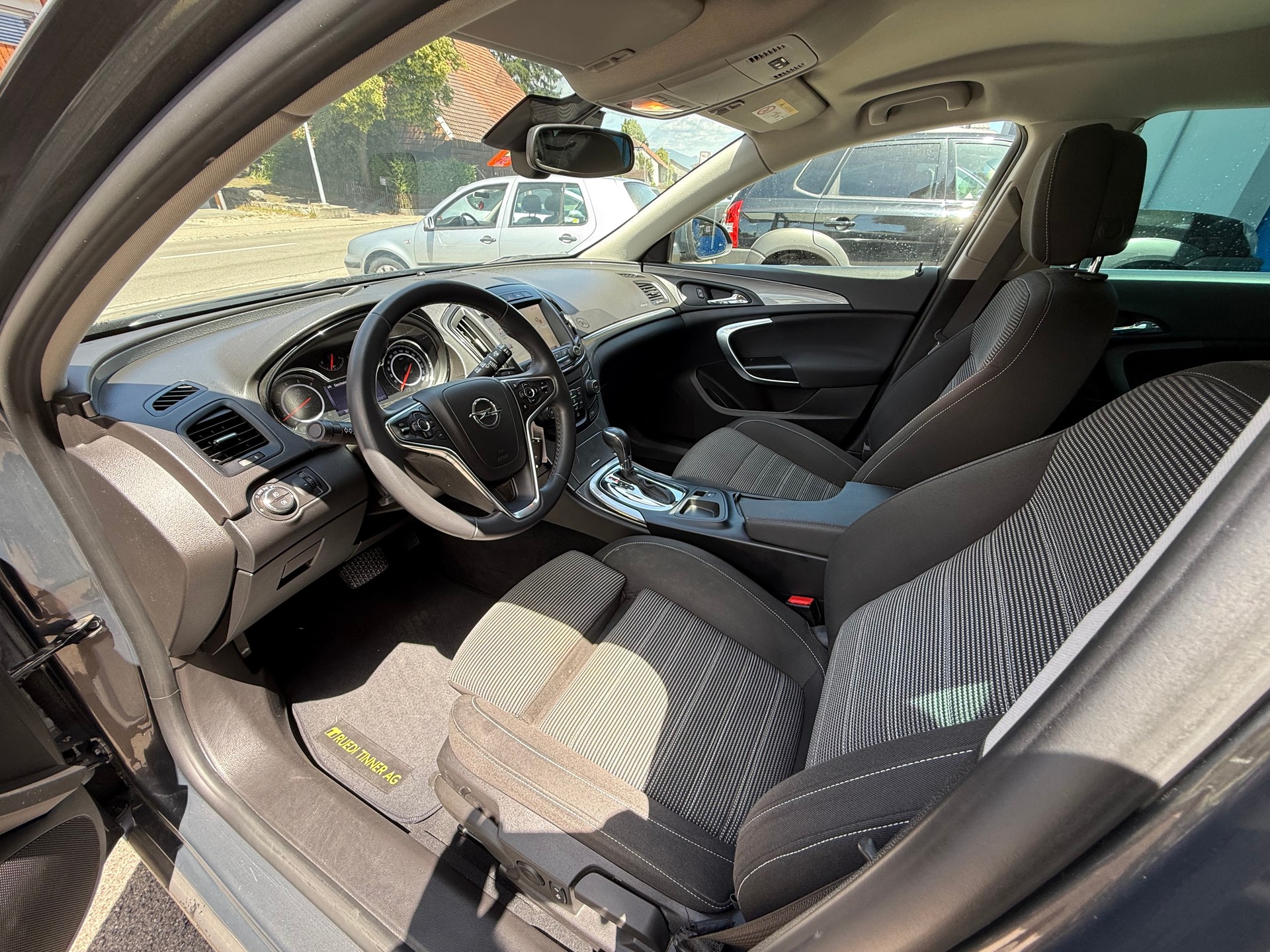 OPEL Insignia Sports Tourer 1.6 CDTI Edition Automatic-image-8