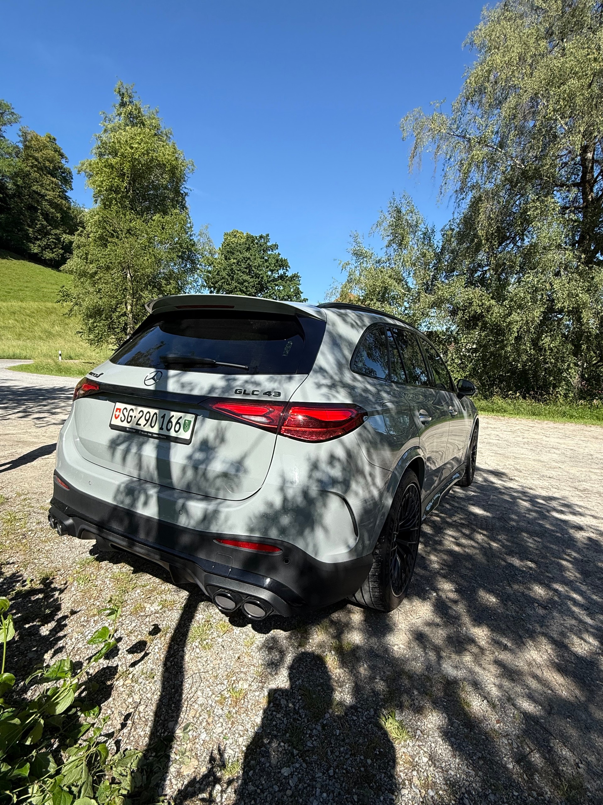 MERCEDES-BENZ GLC 43 AMG Executive Edition 4matic-image-2