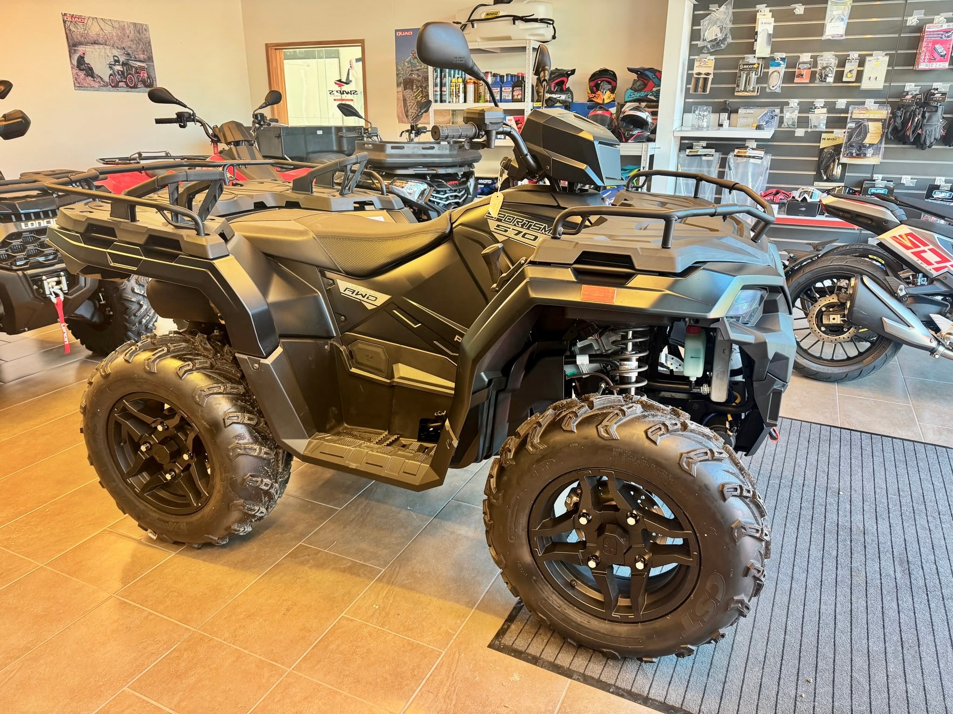 POLARIS Sportsman 570 4x4-image-2