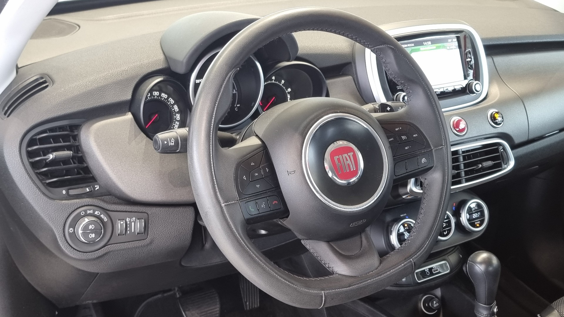 FIAT 500X 1.4 MultiAir Cross Plus 4x4-image-10