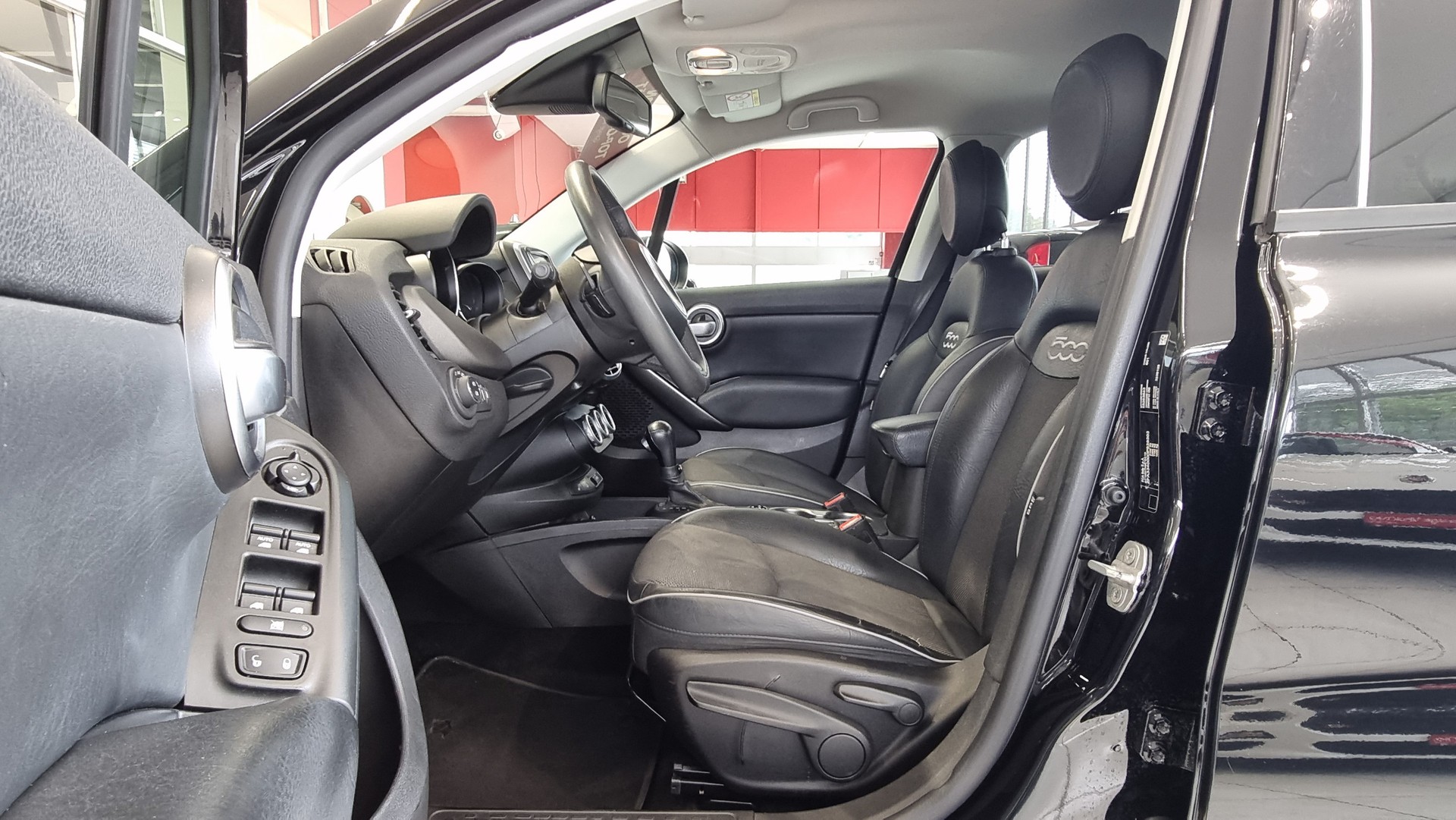 FIAT 500X 1.4 MultiAir Cross Plus 4x4-image-13