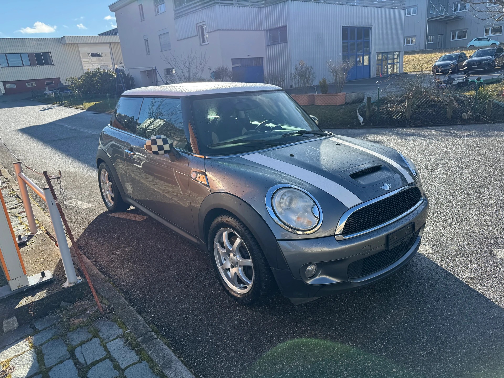 MINI Cooper S-image-1