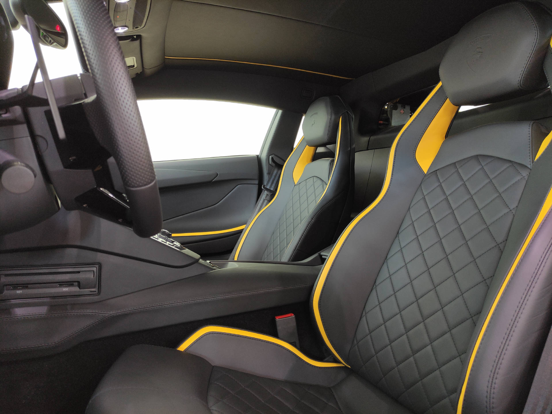 LAMBORGHINI Aventador 6.5 S-image-6