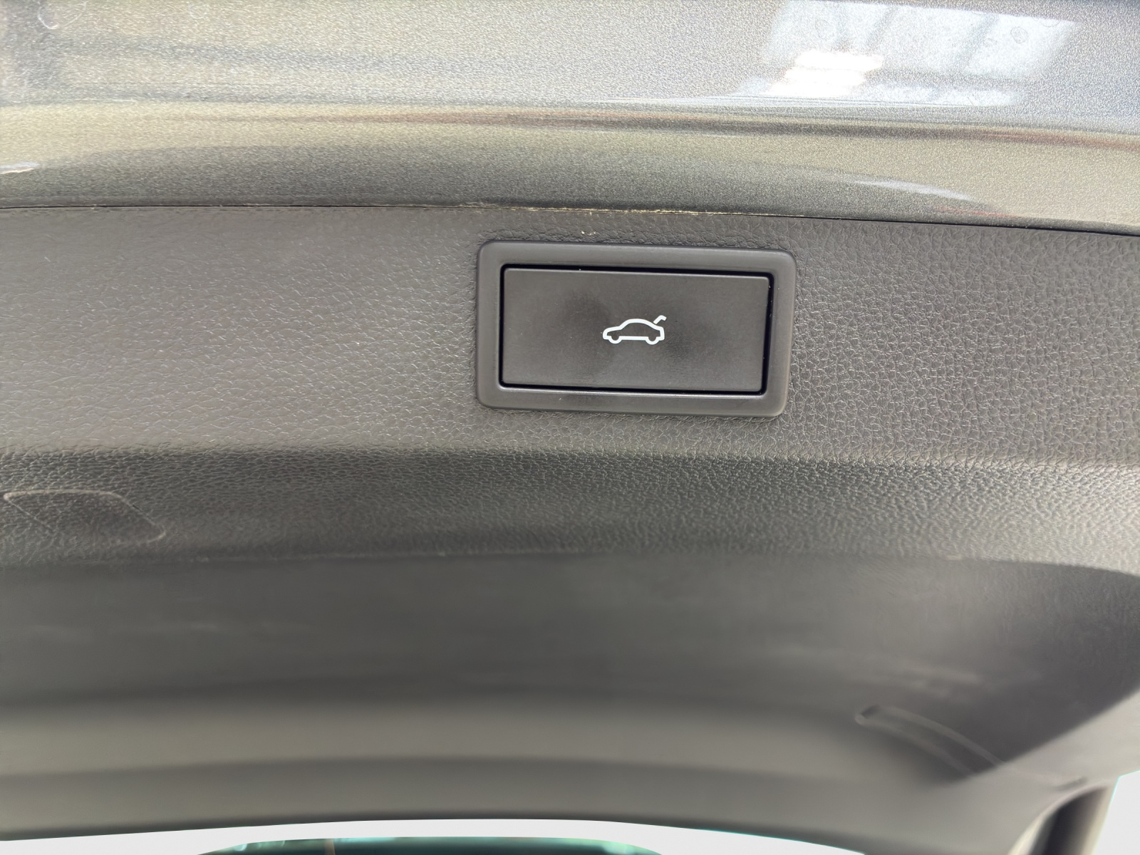 SKODA Karoq 2.0 TSI SportLine 4x4 DSG-image-12