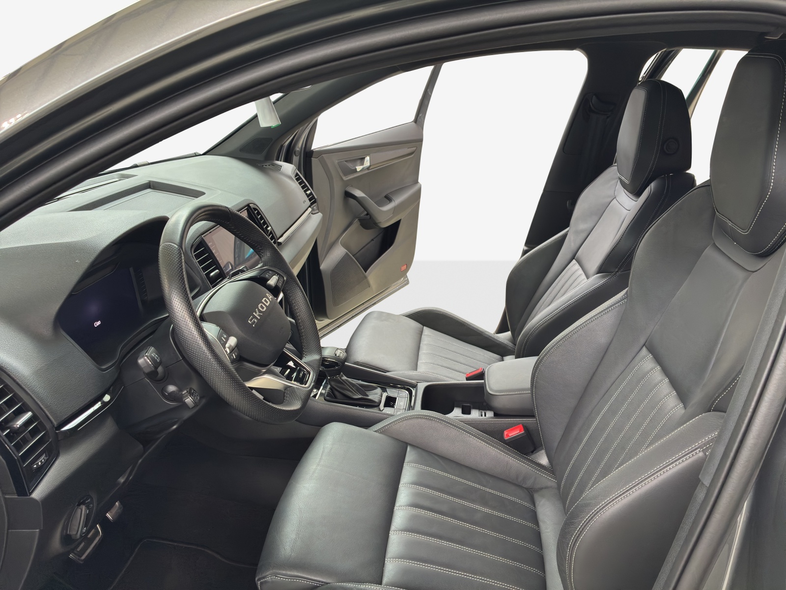 SKODA Karoq 2.0 TSI SportLine 4x4 DSG-image-7
