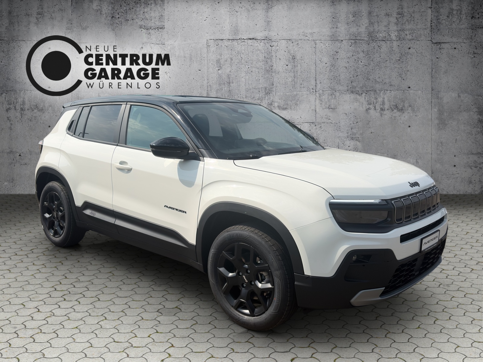 JEEP Avenger 1.2 Turbo MHEV Black Edition-image-1